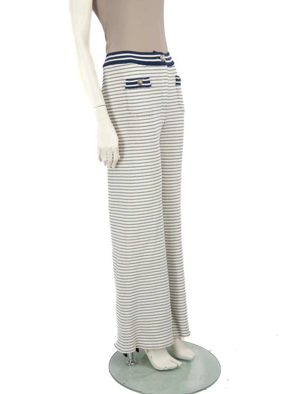 CONDITION is Never worn. No visible wear to the trousers is evident on this new Alessandra Rich designer resale item.



Details


Multicolour- blue, white

Cotton

Trousers

Knitted

Striped pattern

Wide leg

High rise

Elasticated