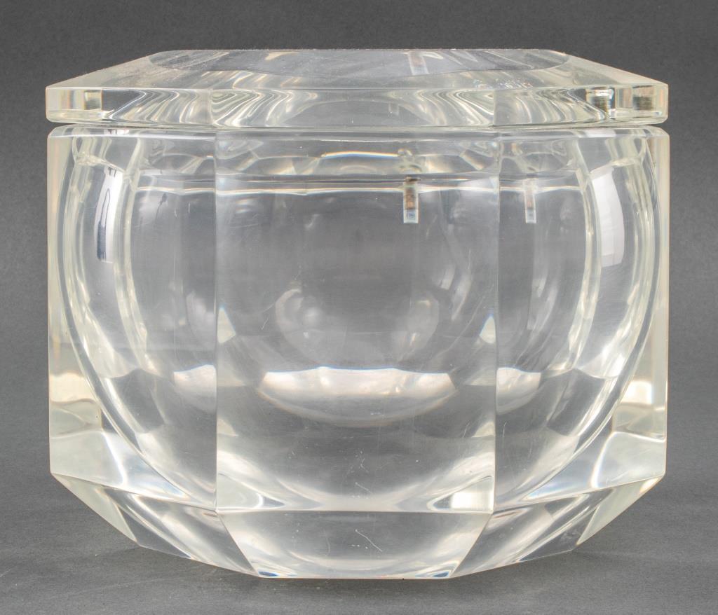 Alessandro Albrizzi Attributed Lucite Ice Bucket In Good Condition For Sale In New York, NY