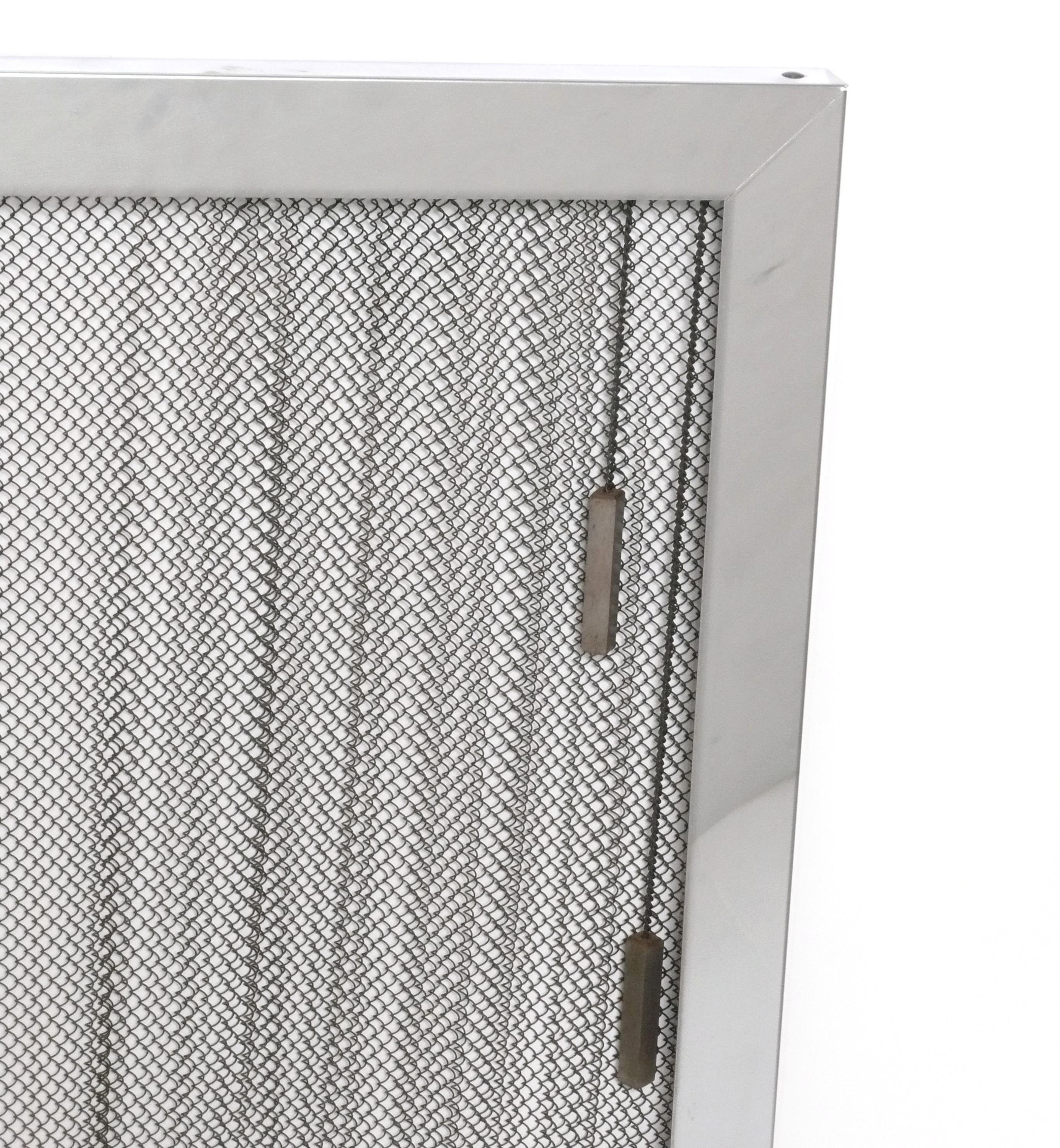 Alessandro Albrizzi Chrom Feuerschirm und Andirons Mid Century Modern (Moderne der Mitte des Jahrhunderts) im Angebot