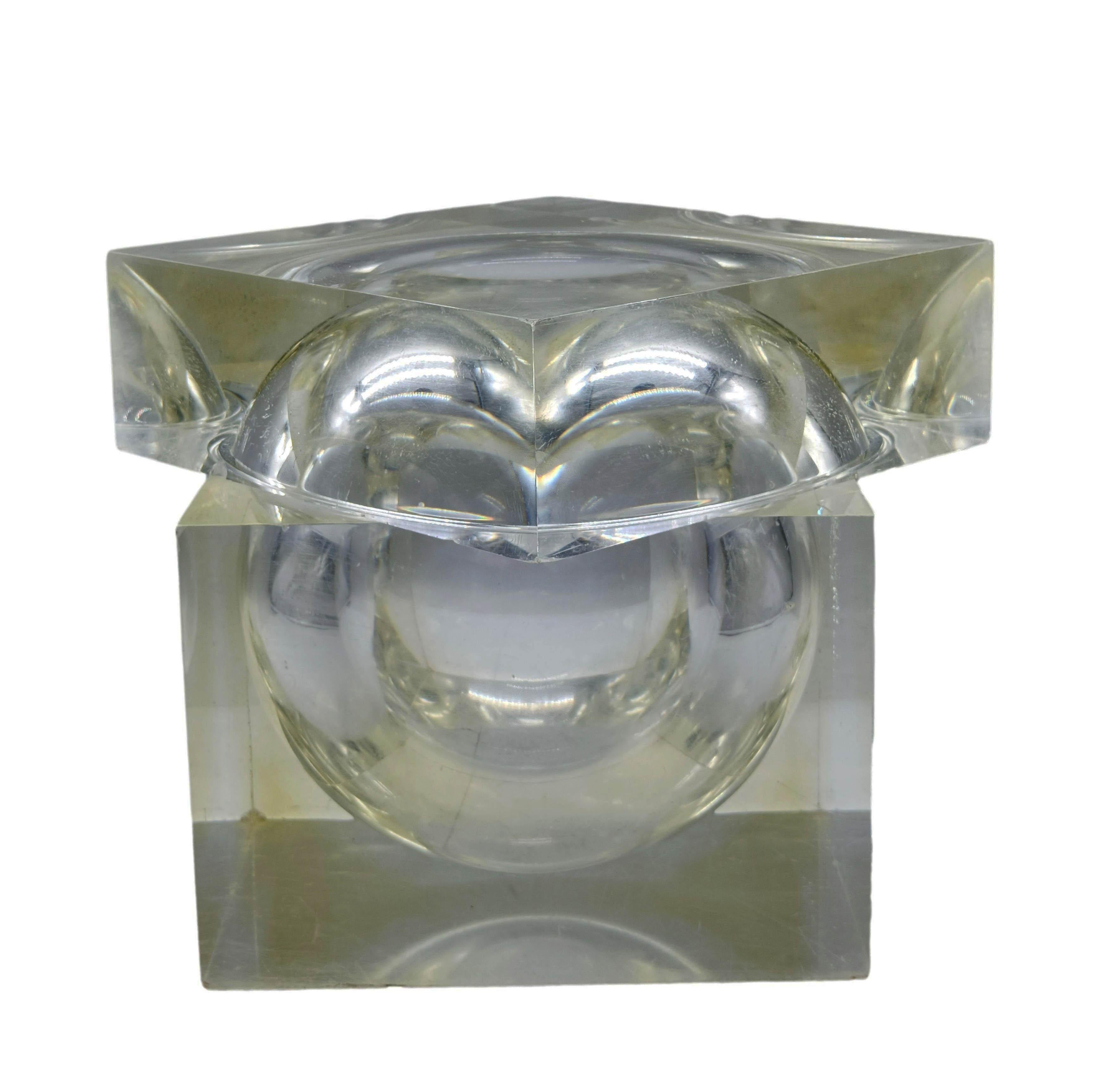 Alessandro Albrizzi Cubo Portaoggetti in Lucite, Italia 1970s État moyen - En vente à Naples, IT