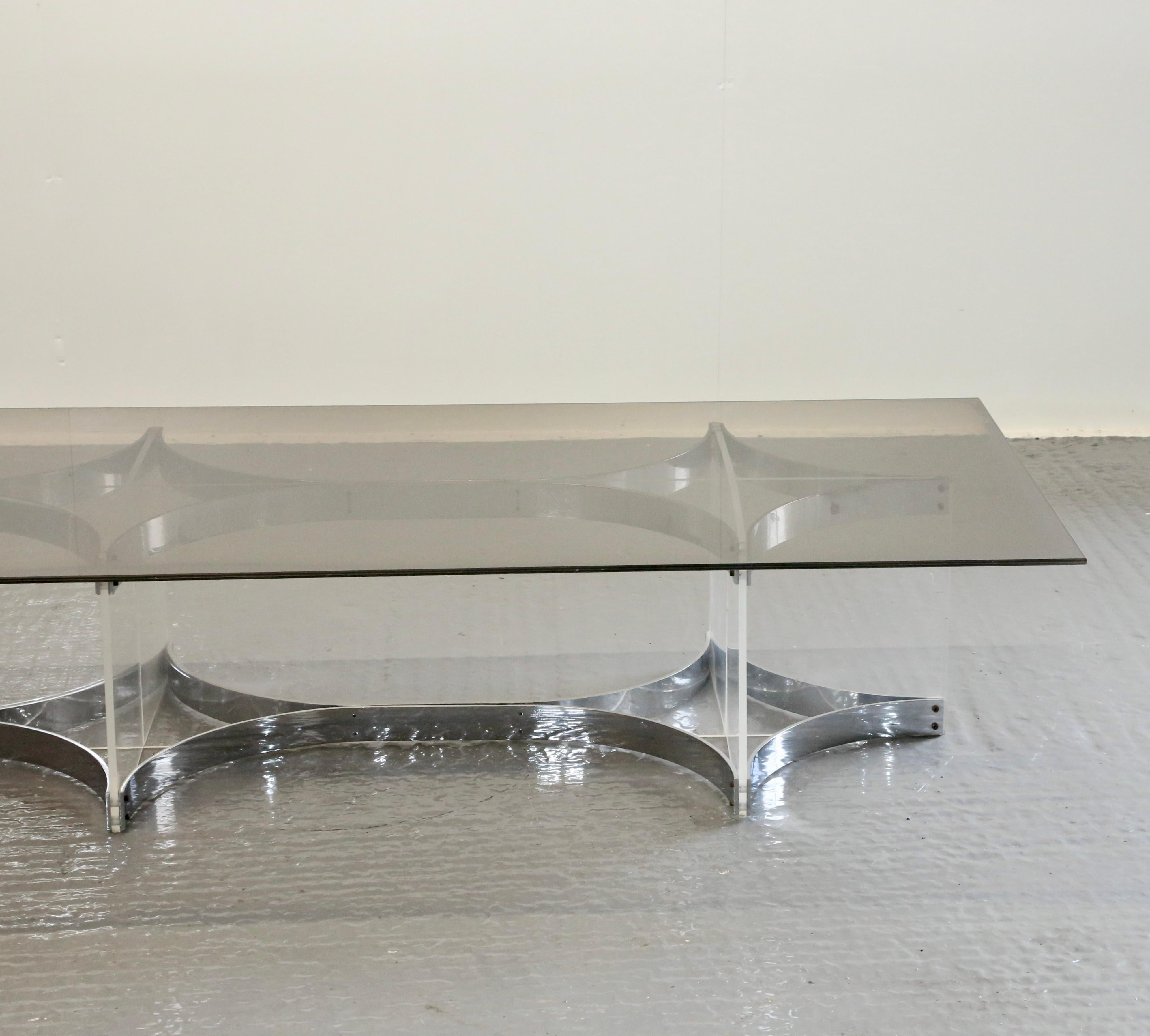 Alessandro Albrizzi, Fine Mid Century Chrome Plated Steel & Lucite Coffee Table For Sale 4