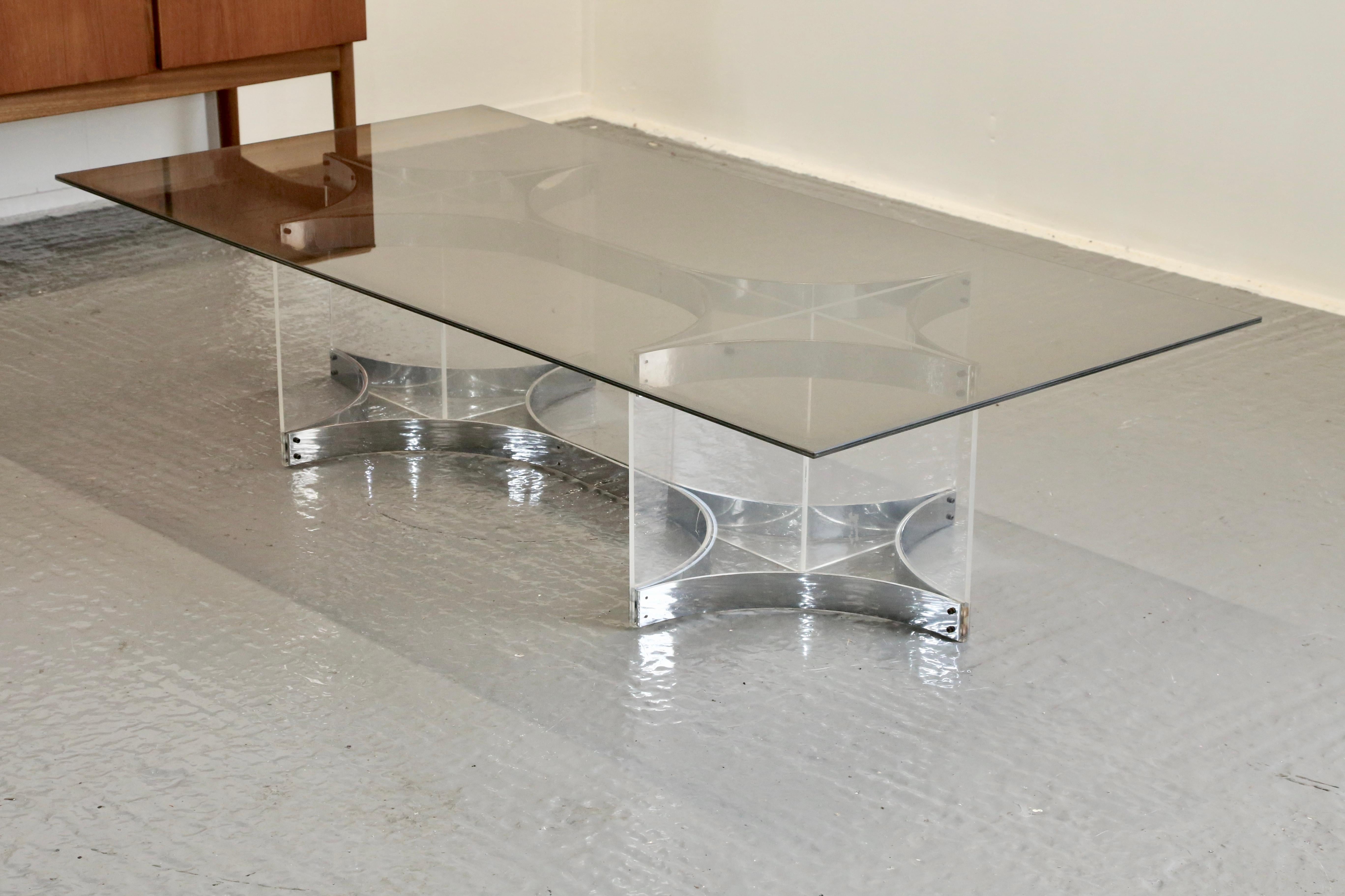 Italian Alessandro Albrizzi, Fine Mid Century Chrome Plated Steel & Lucite Coffee Table For Sale