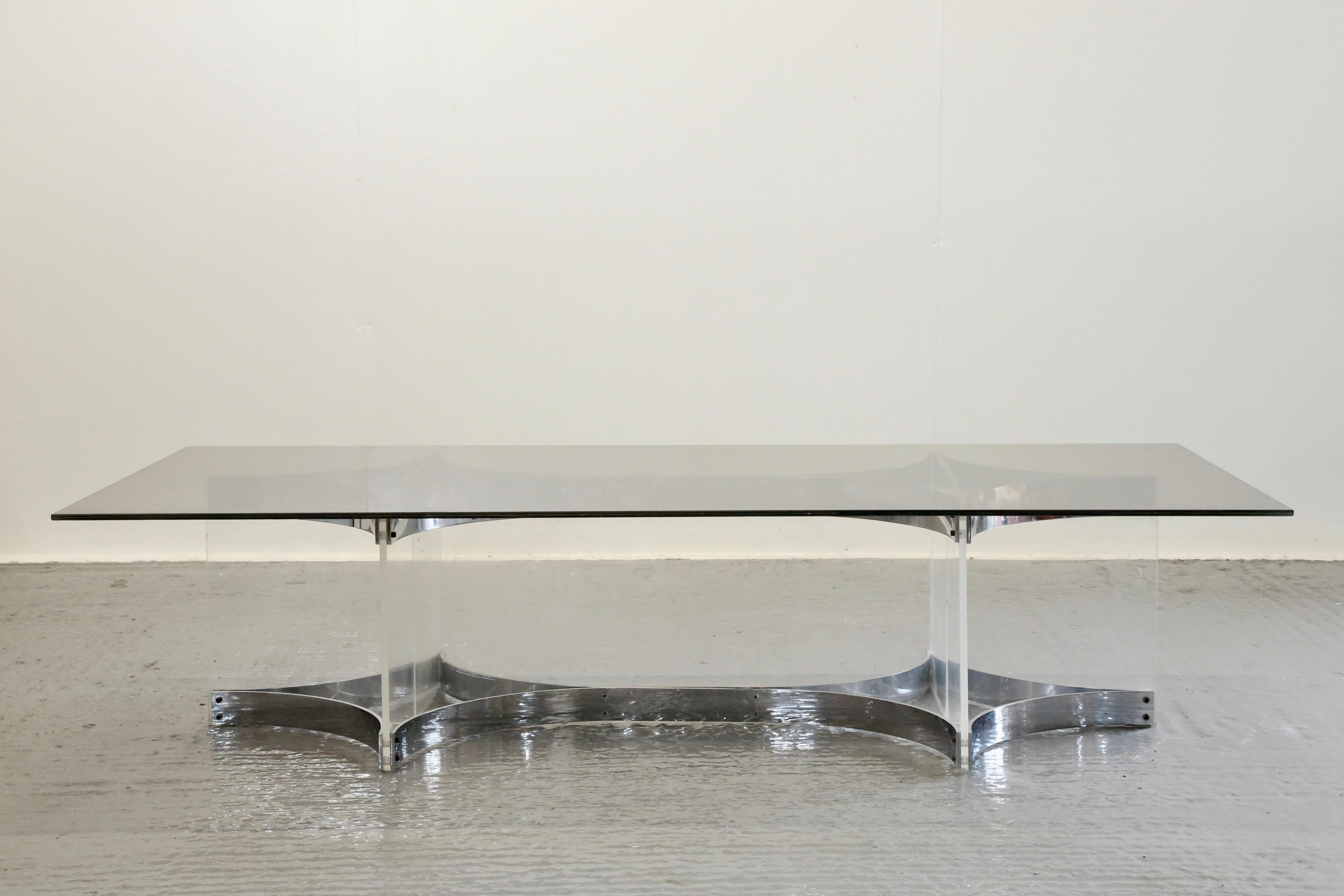 Alessandro Albrizzi, Fine Mid Century Chrome Plated Steel & Lucite Coffee Table For Sale 2