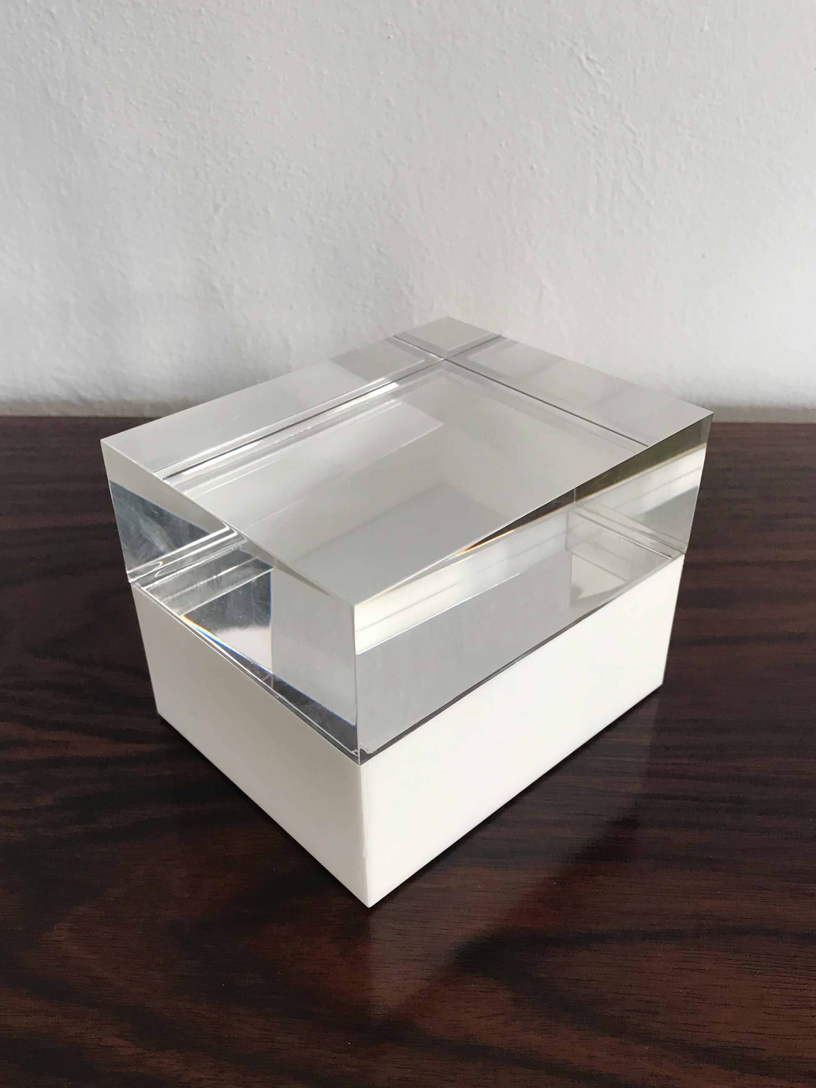 Alessandro Albrizzi Italian White Perspex Boxes 1990s For Sale 1