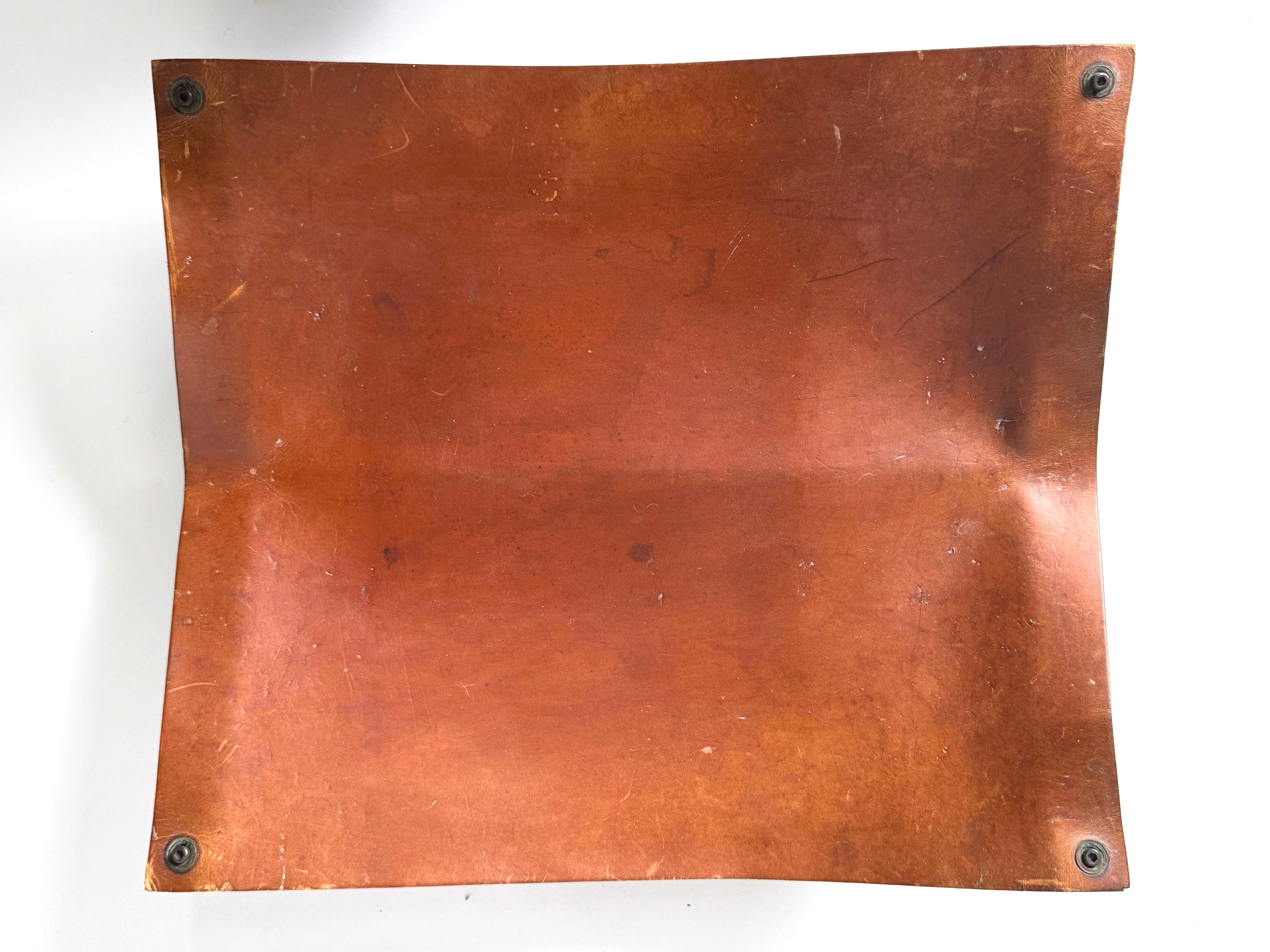 Alessandro Albrizzi Leñero o revistero de cuero y cromo Italia Años 60 en venta 2