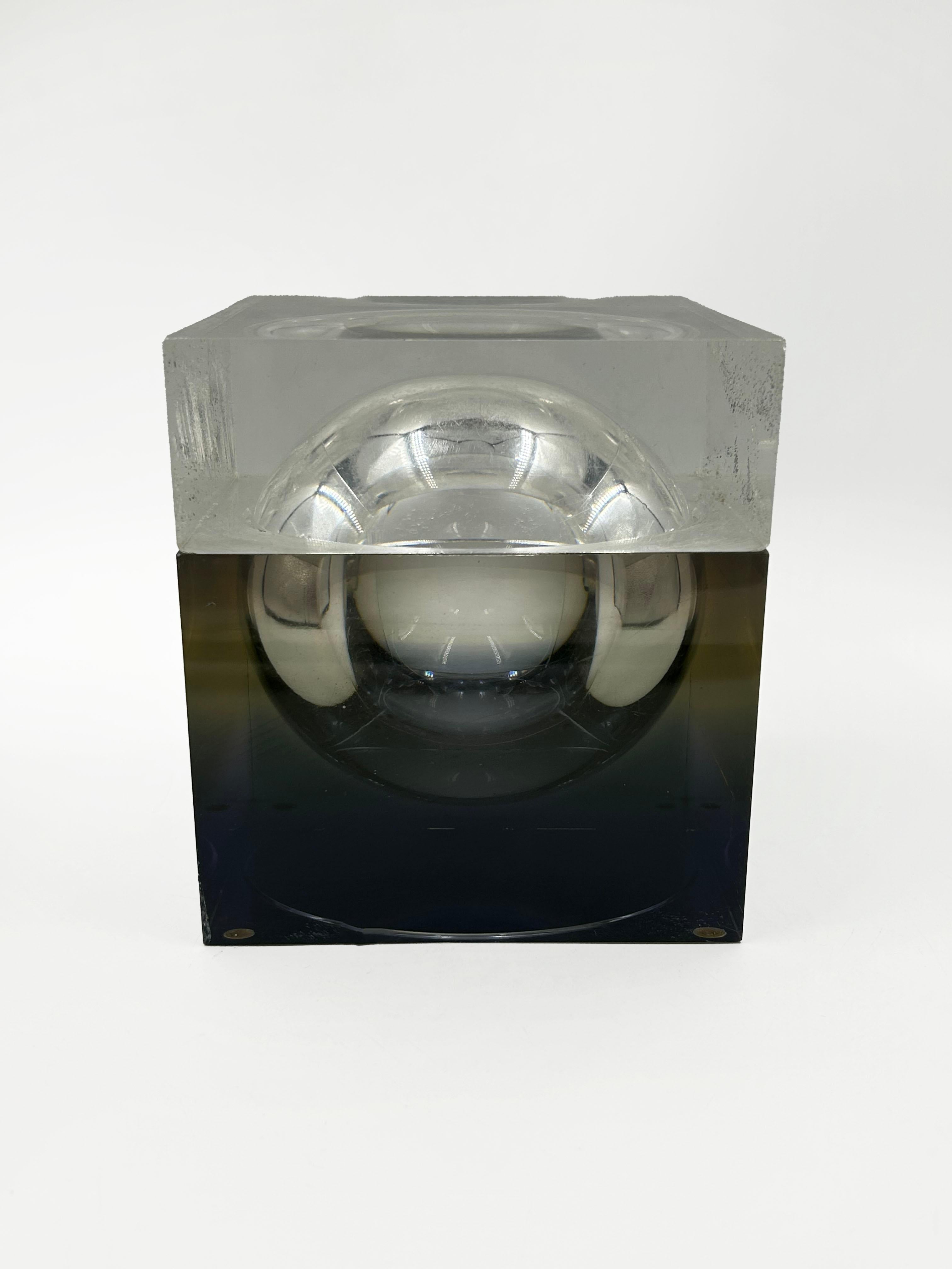 20th Century Alessandro Albrizzi Lucite Cube, Italy 1970s For Sale