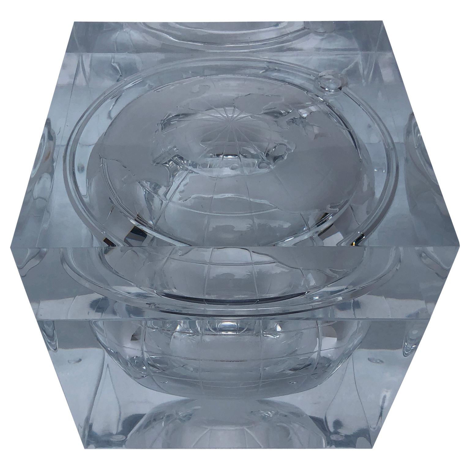 Eiskübel in Weltkugelform aus Lucite von Alessandro Albrizzi, Vintage, Mid-Century (Moderne der Mitte des Jahrhunderts) im Angebot