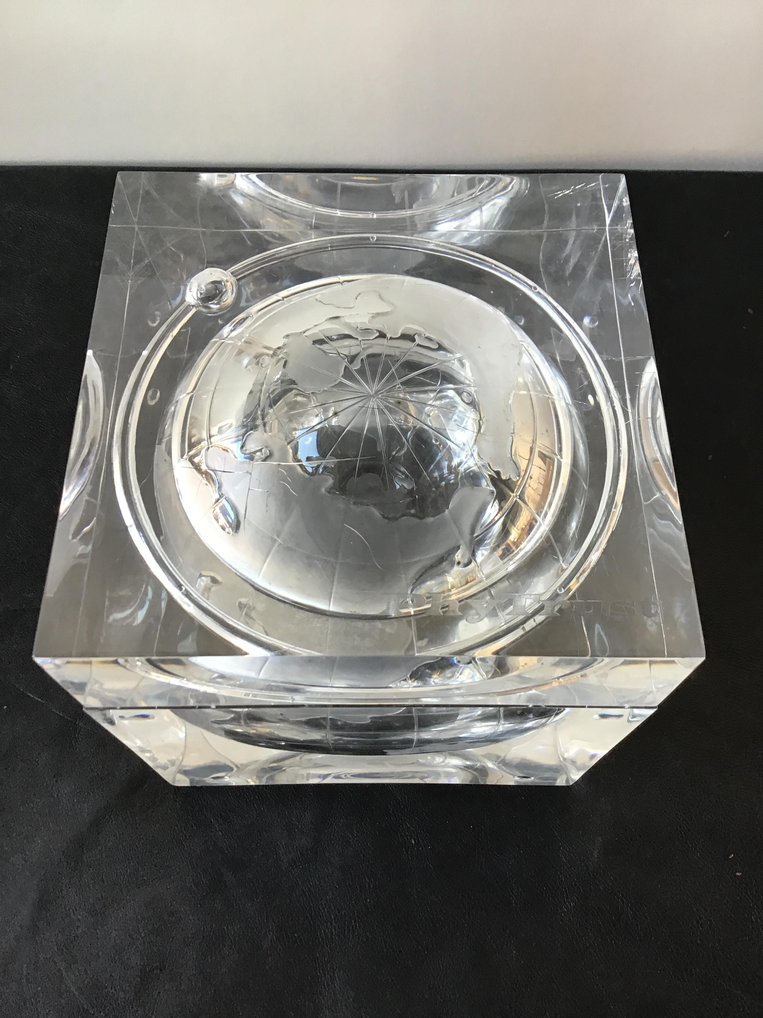 lucite ice bucket with lid