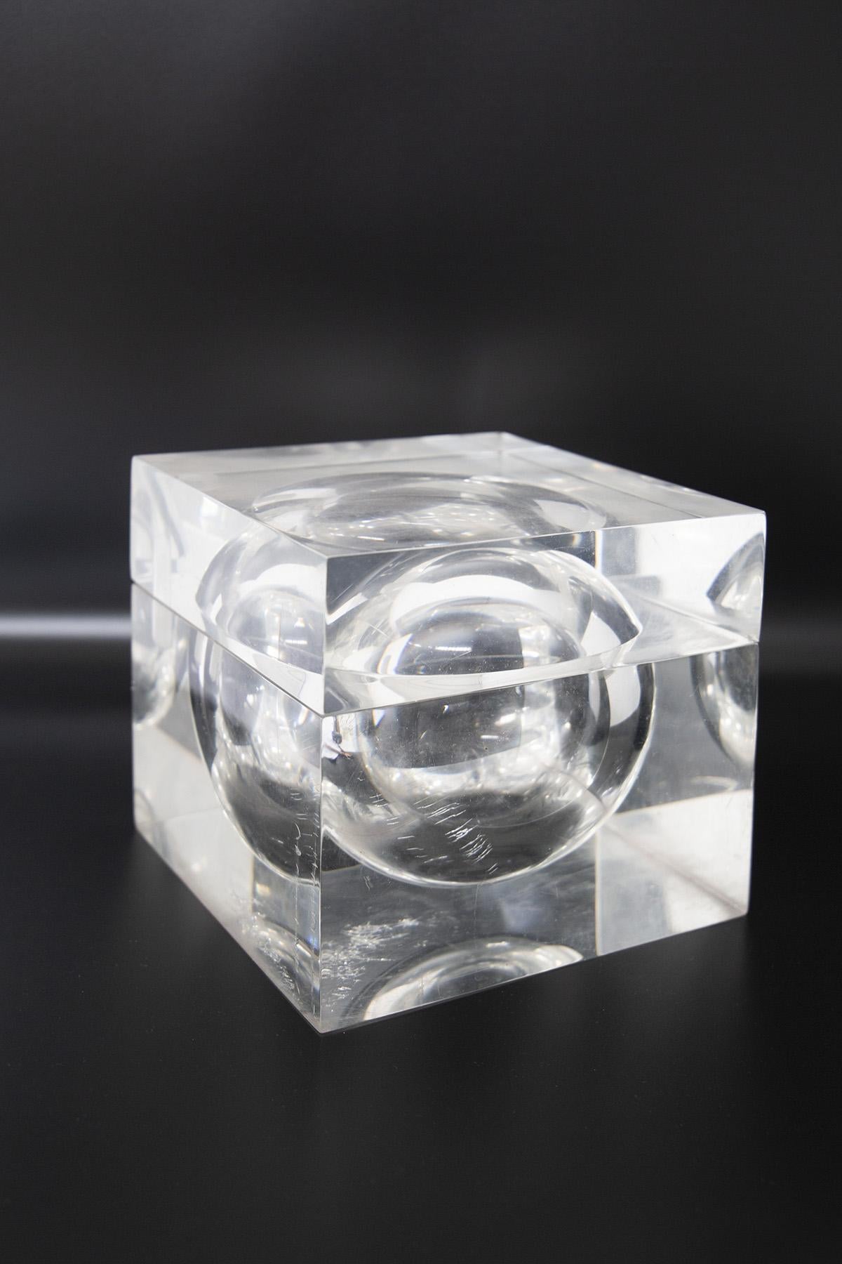 Mid-Century Modern Alessandro Albrizzi Modernist Lucite Object Holder Cube