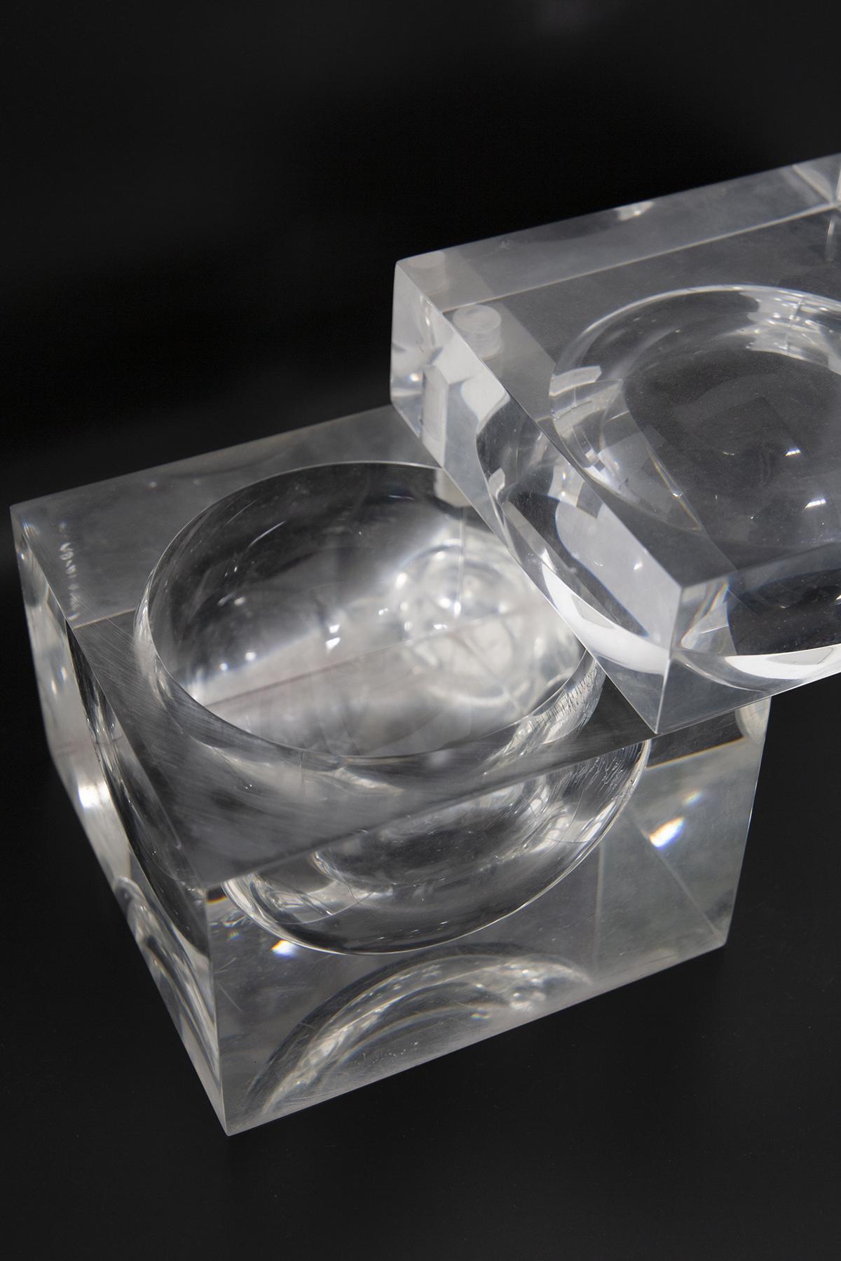 Alessandro Albrizzi Modernist Lucite Object Holder Cube 2