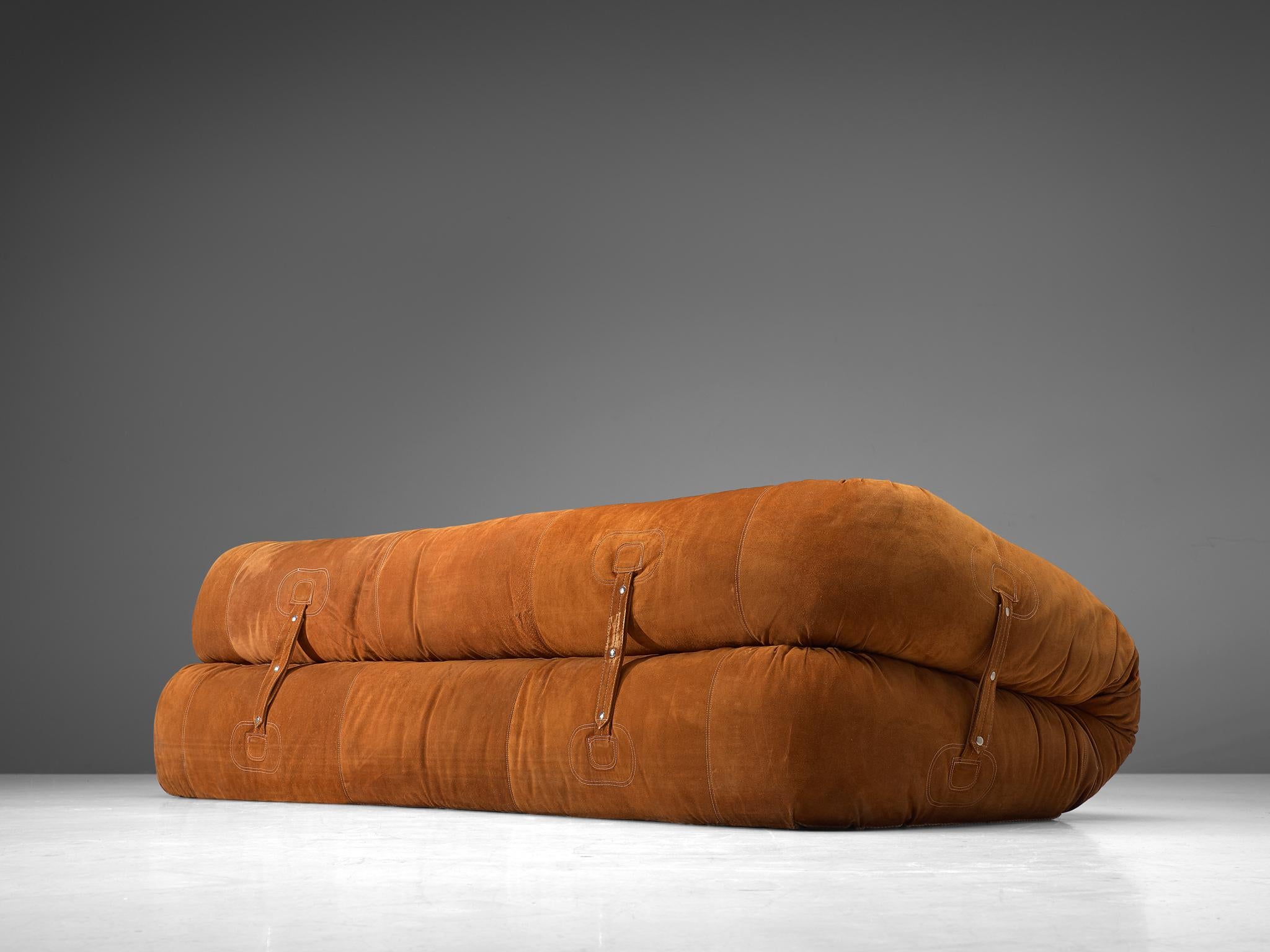 Alessandro Becchi 'Anfibio' Sofa in Cognac Suede In Good Condition In Waalwijk, NL