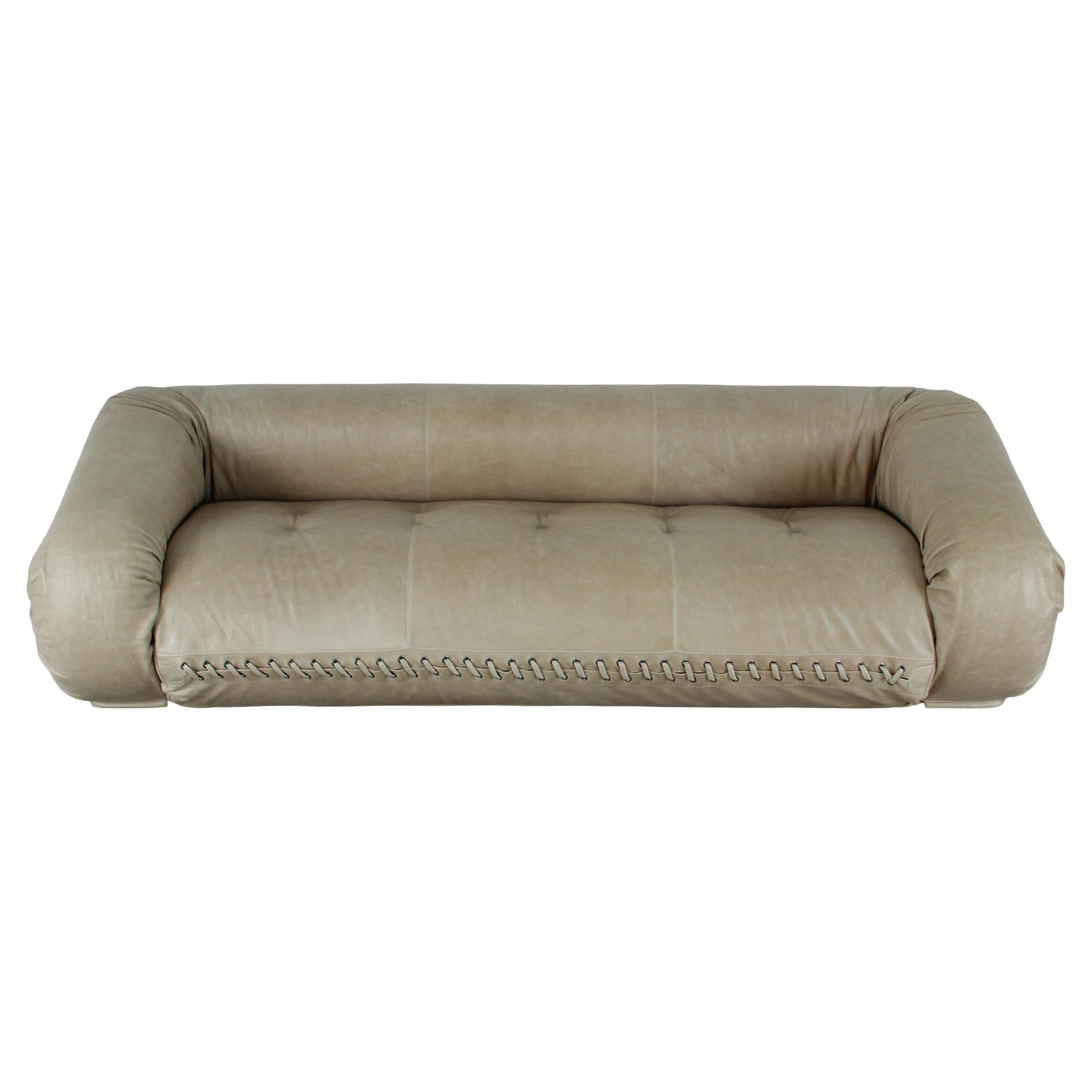 Alessandro Becchi Anfibio Three-Seater Sofa for Giovannetti, Grey Leather, 1972 en vente