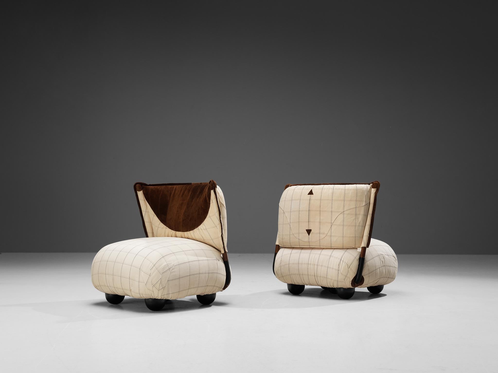 Late 20th Century Alessandro Becchi for Giovannetti 'Le Bugie' Pair of Lounge Chairs