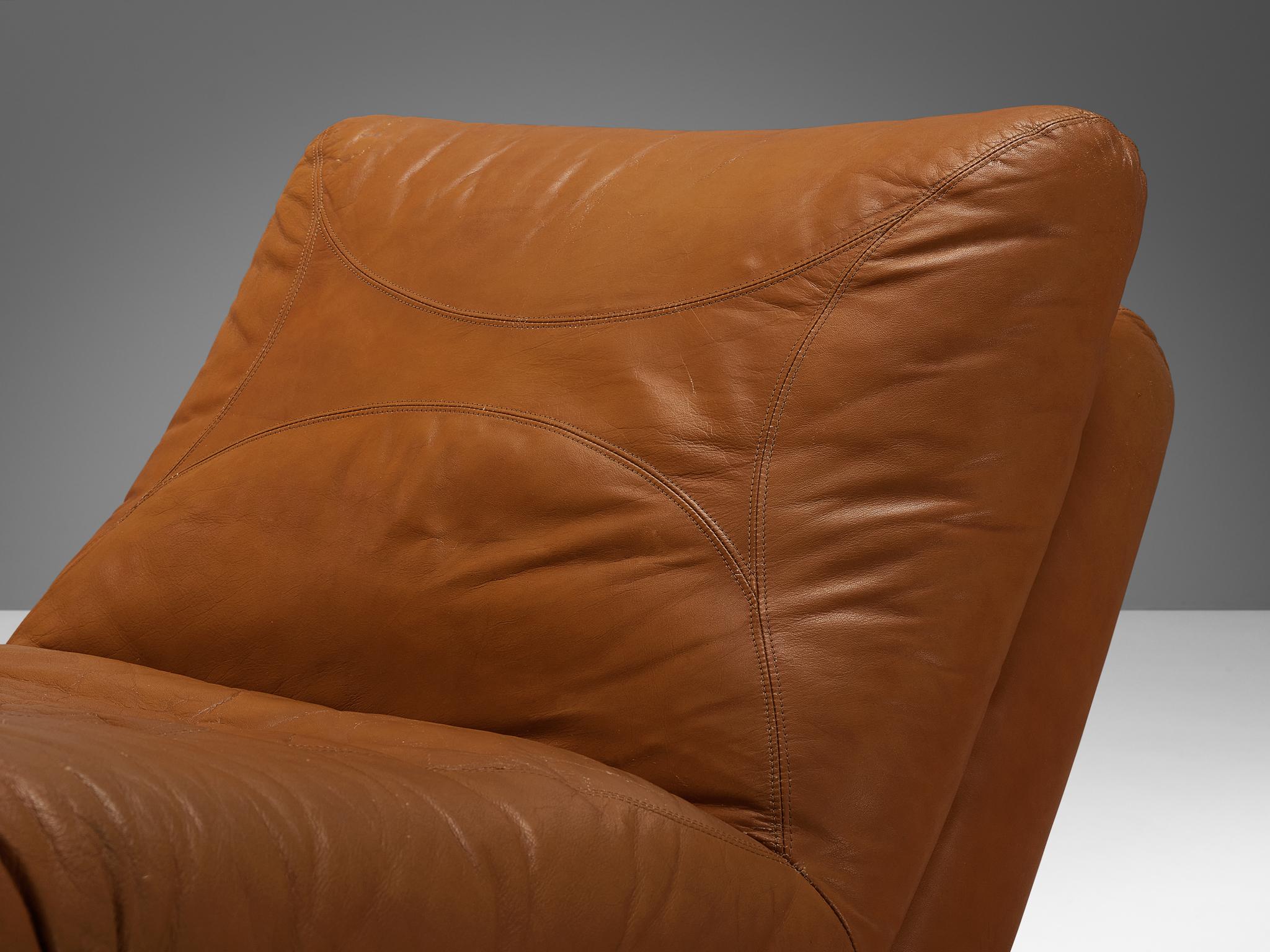 Post-Modern Alessandro Becchi for Giovannetti 'Papessa' Chaise Longue in Leather