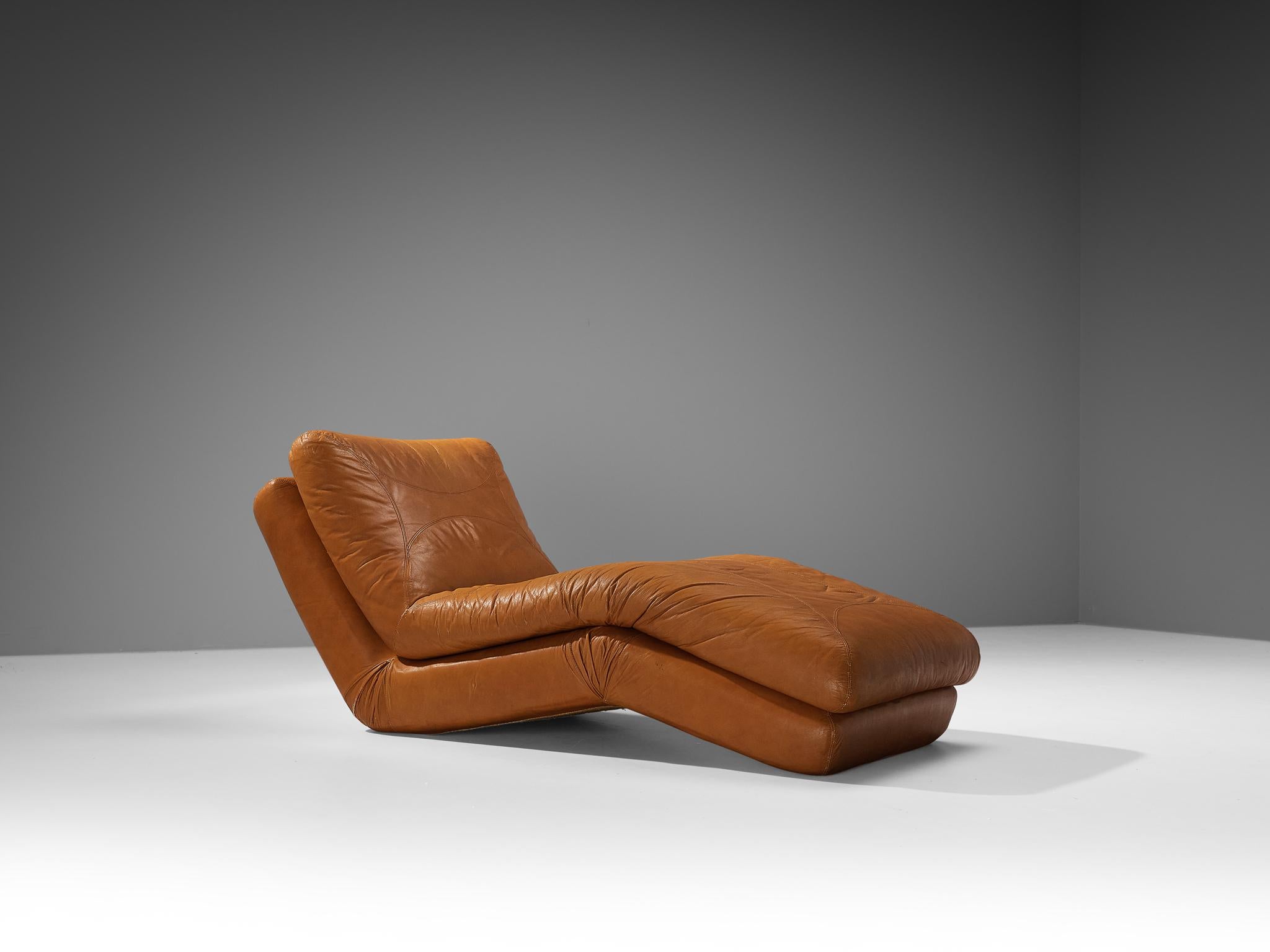 Late 20th Century Alessandro Becchi for Giovannetti 'Papessa' Chaise Longue in Leather
