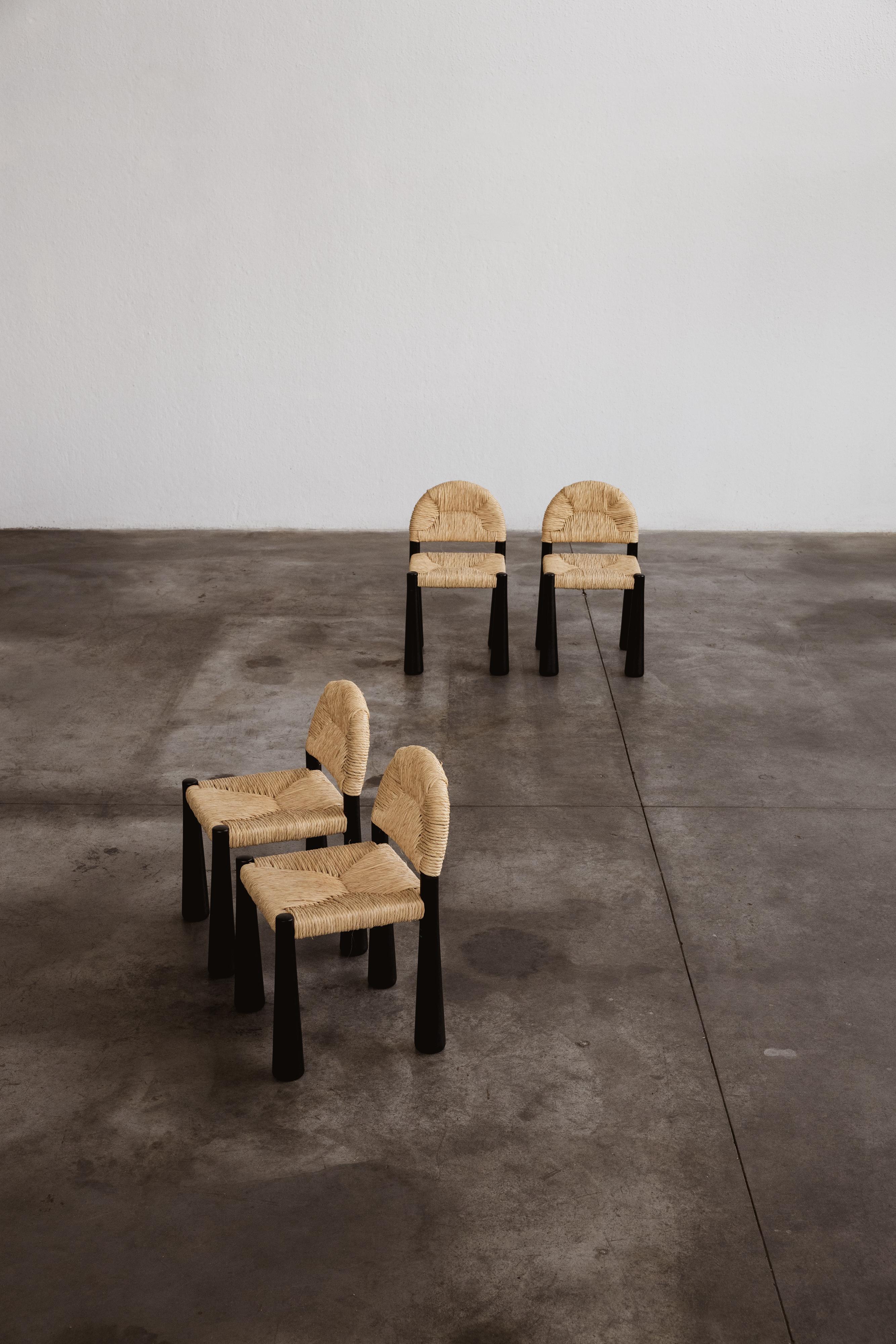 Chaises Alessandro Becchi 