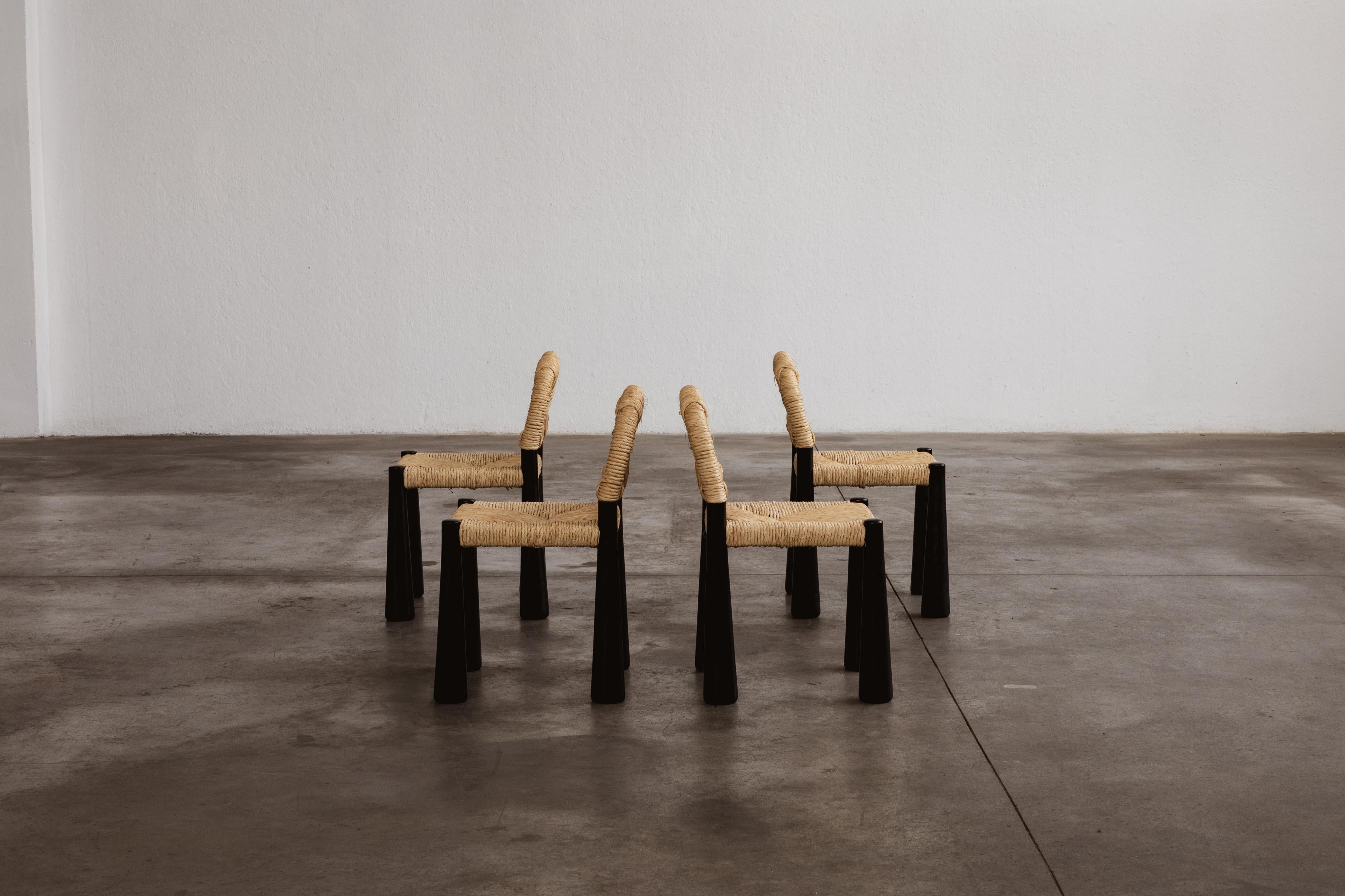 Chaises Alessandro Becchi 