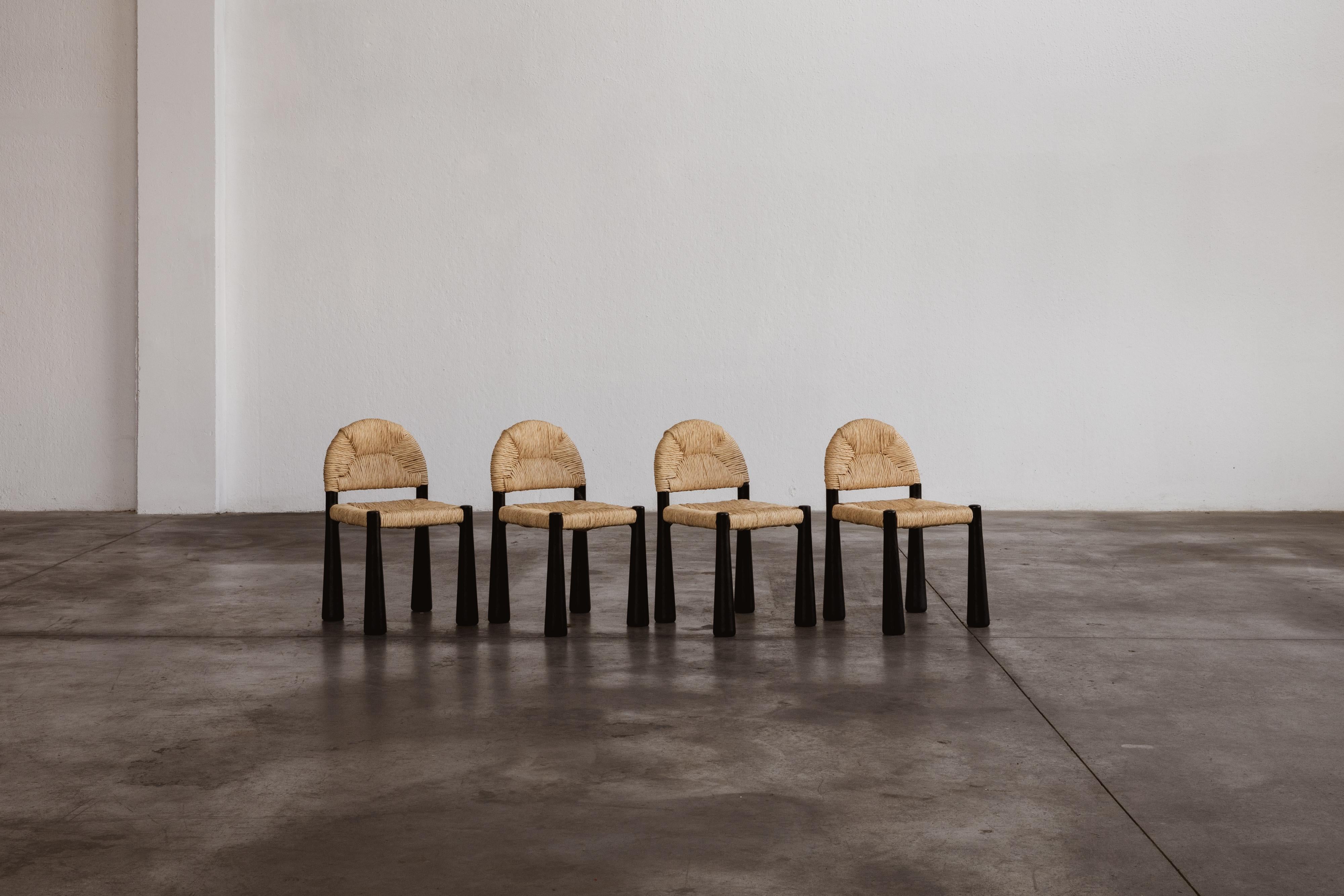 Chaises Alessandro Becchi 