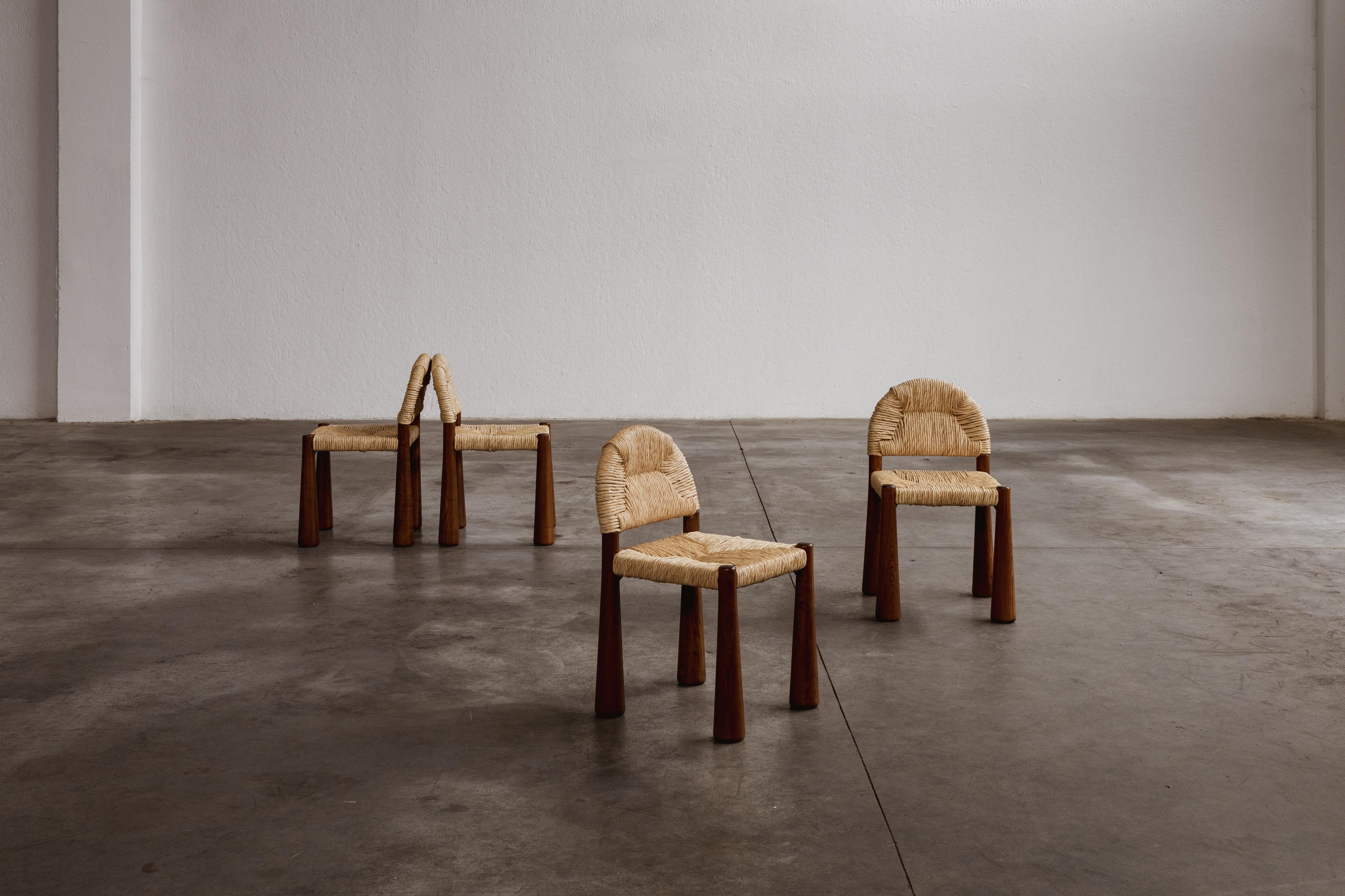 Chaises Alessandro Becchi 