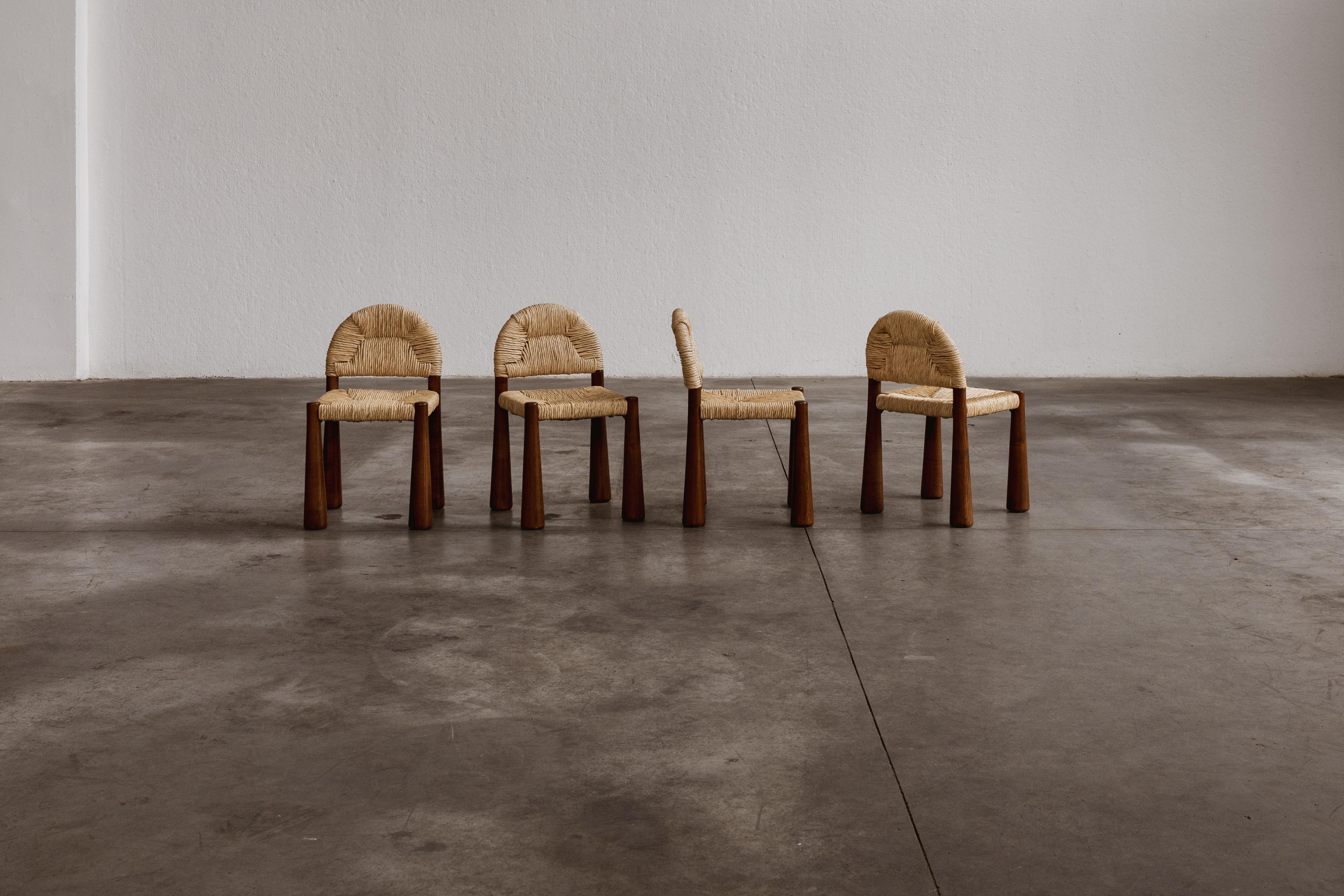 Chaises Alessandro Becchi 