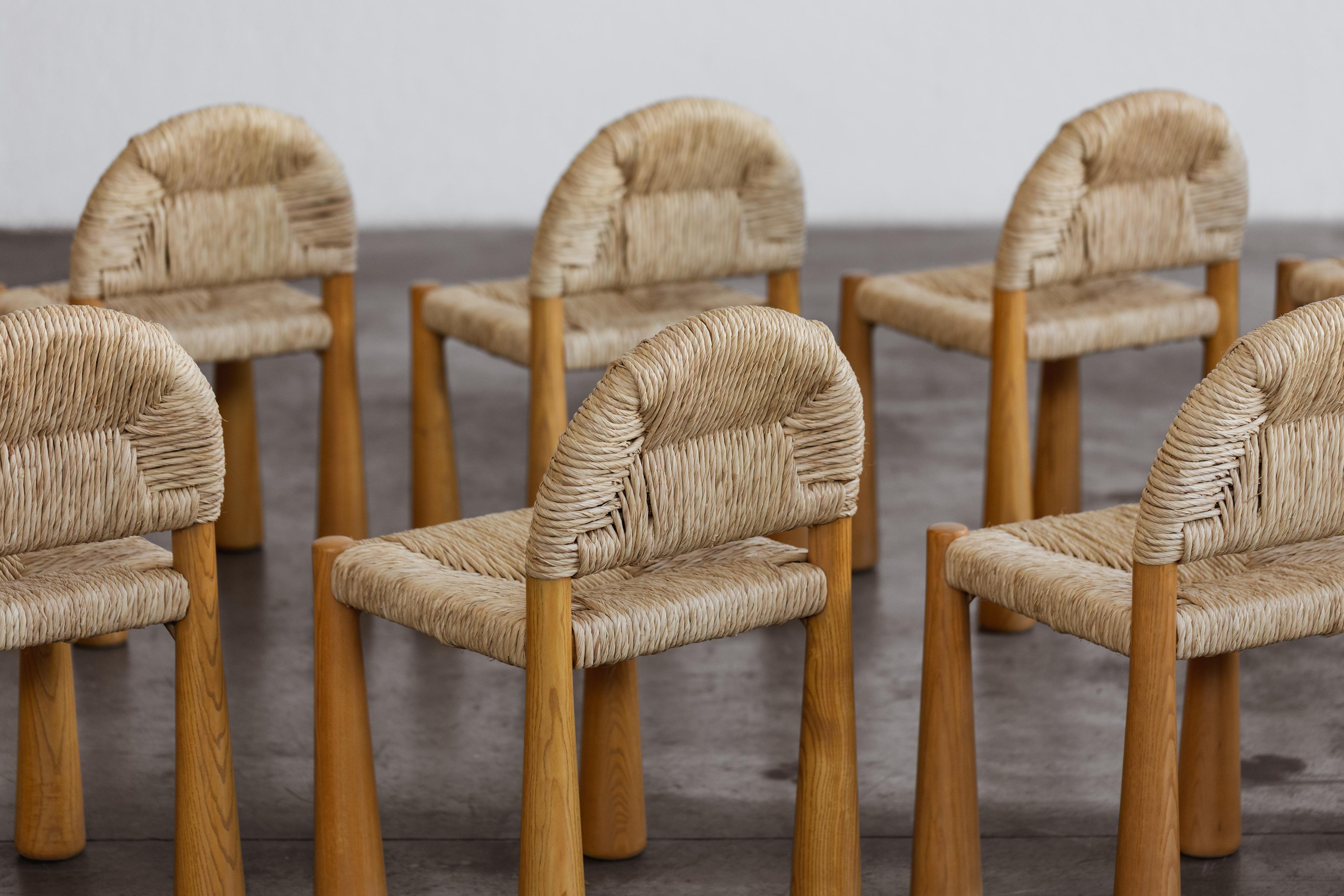 Straw Alessandro Becchi “Toscanolla” Dining Chairs for Giovannetti, 1970, Set of 12 For Sale