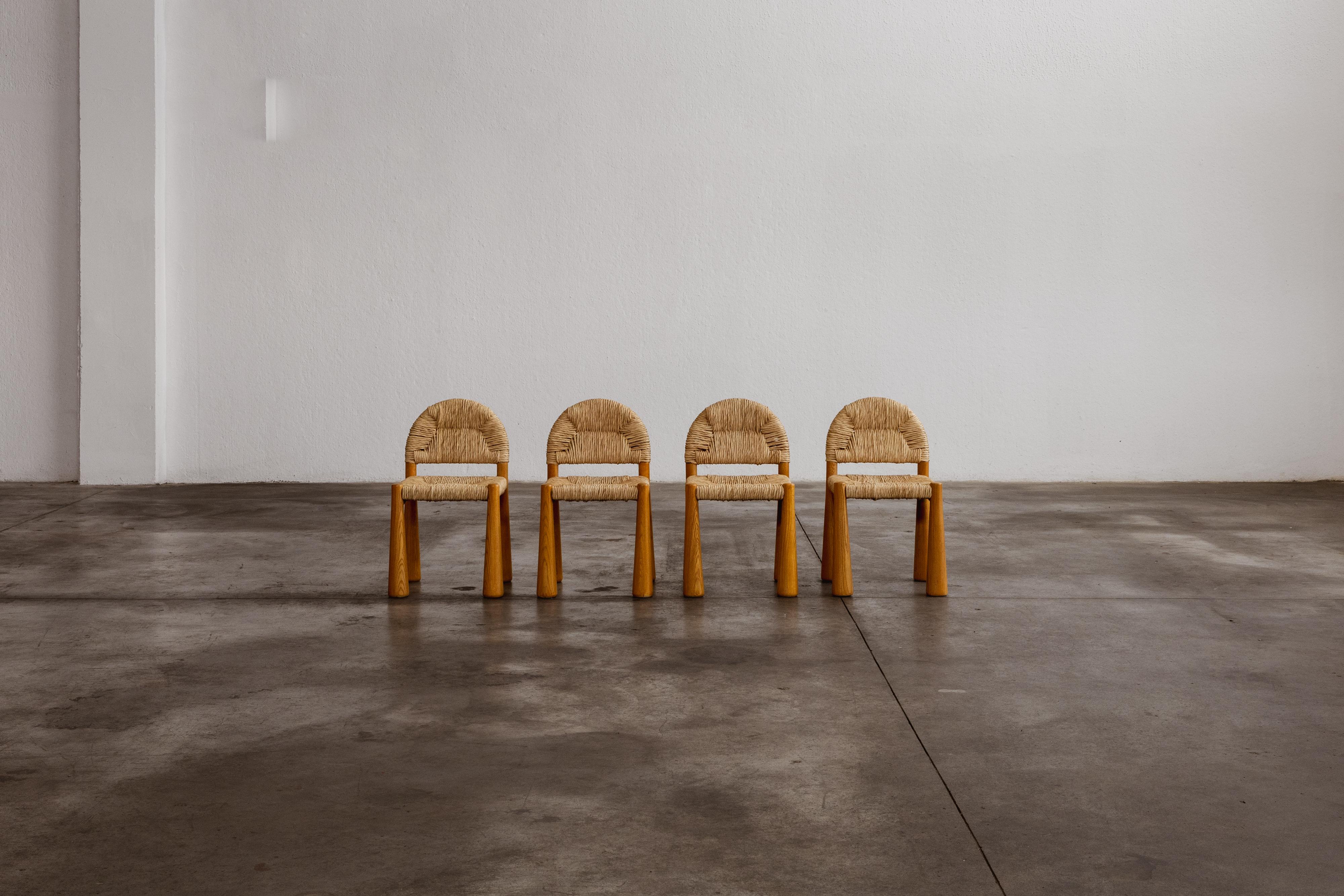 Alessandro Becchi “Toscanolla” Dining Chairs for Giovannetti, 1970, Set of 4 For Sale 1