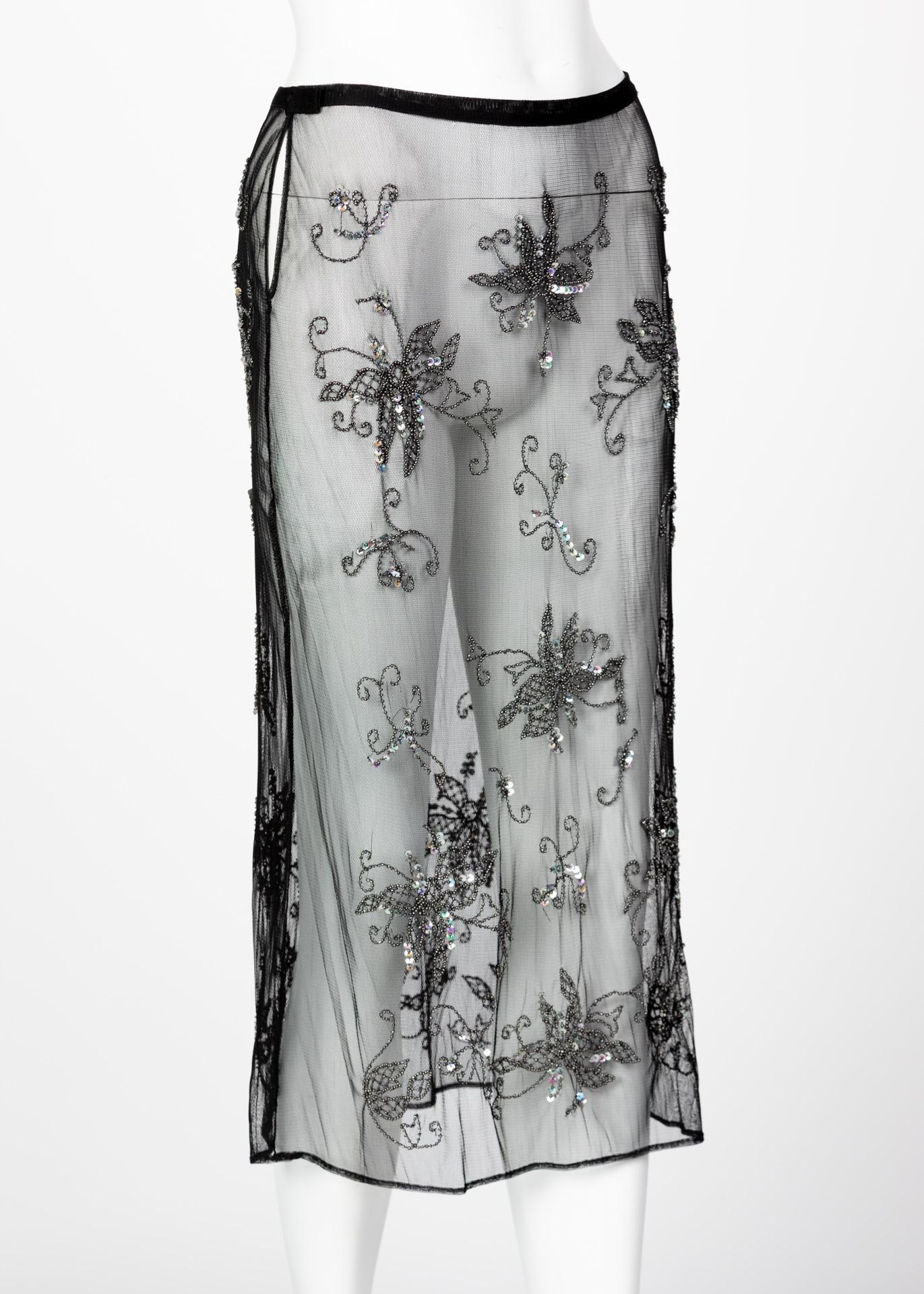 Alessandro Dell'Acqua Falda de transparencias bordada con pedrería, años 90 Gris en venta