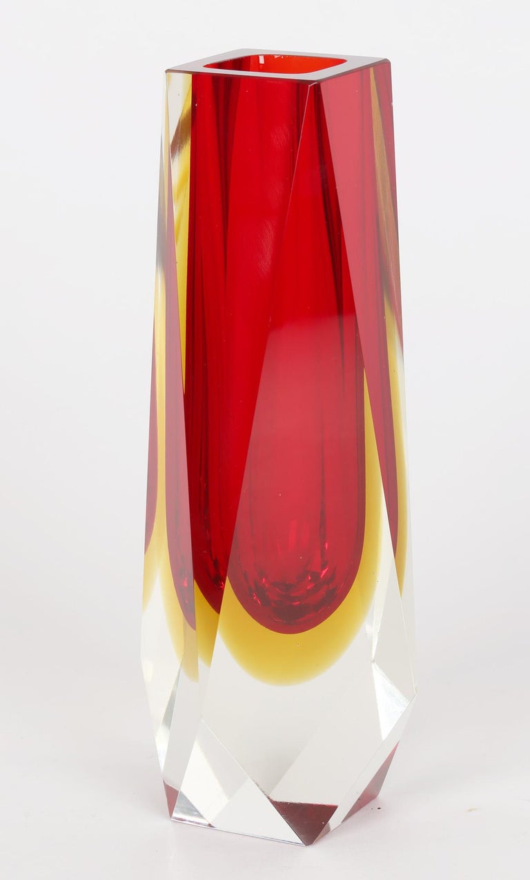 Alessandro Mandruzzato Italian Murano Sommerso Facet Cut Glass Vase For Sale 3