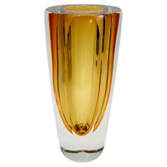 Vase italien Sommerso en verre de Murano à facettes Alessandro Mandruzzato