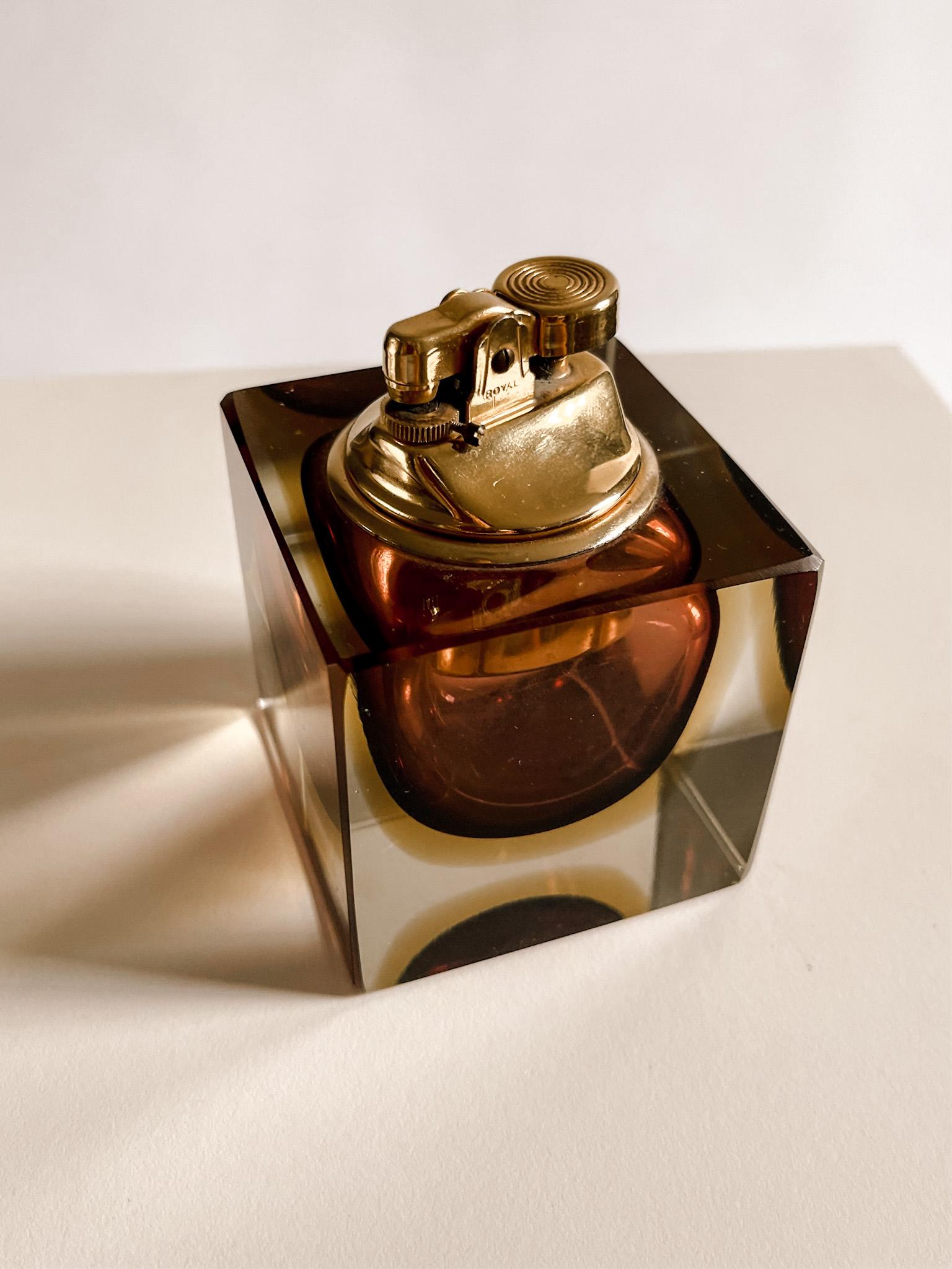 Alessandro Mandruzzato Sommerso Murano Faceted Glass Ashtray and Lighter In Good Condition For Sale In Bastrop, TX