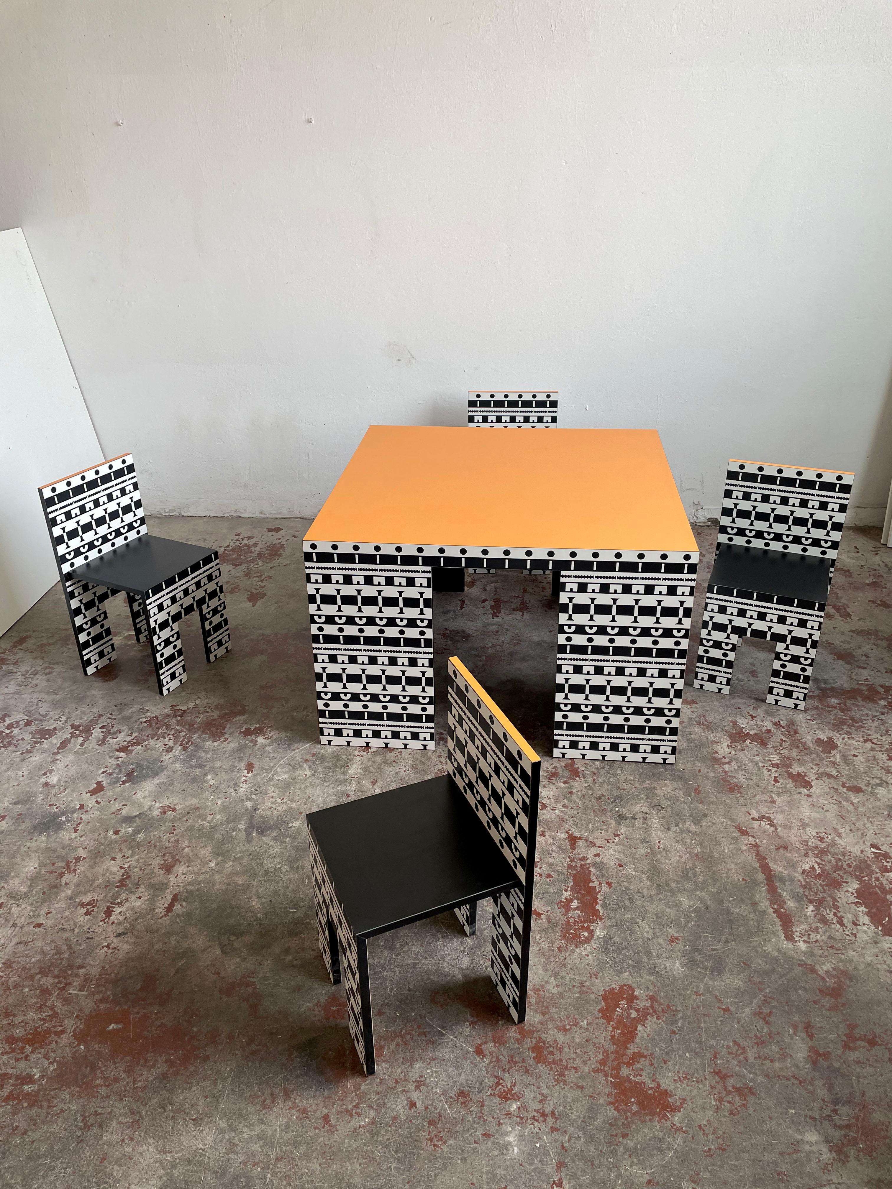 Plywood Alessandro Mendini and A. Guerriero, Table and Chairs 'Ollo', Studio Alchimia