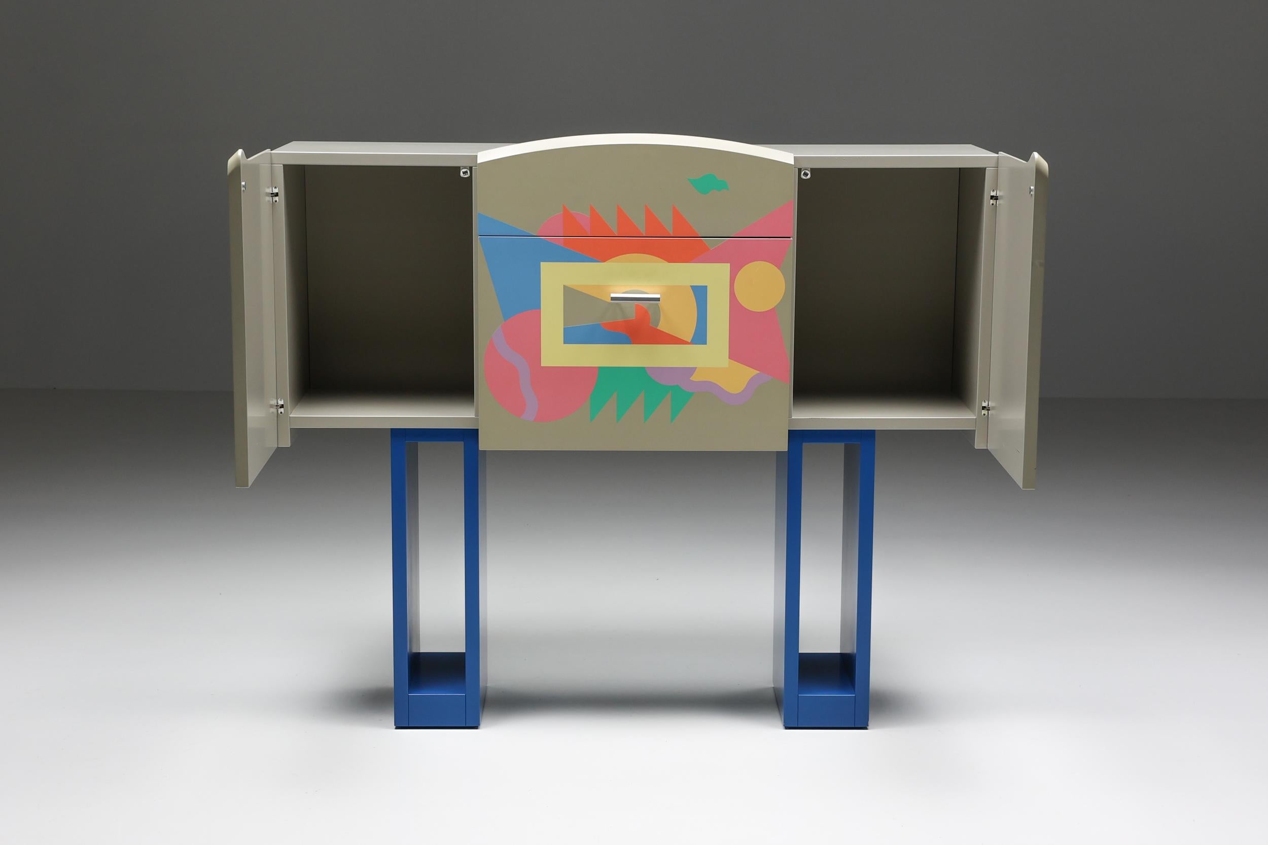 Alessandro Mendini Bar Cabinet Cantaride for Zanotta, Italian Design, Signed 1984 In Excellent Condition In Antwerp, BE