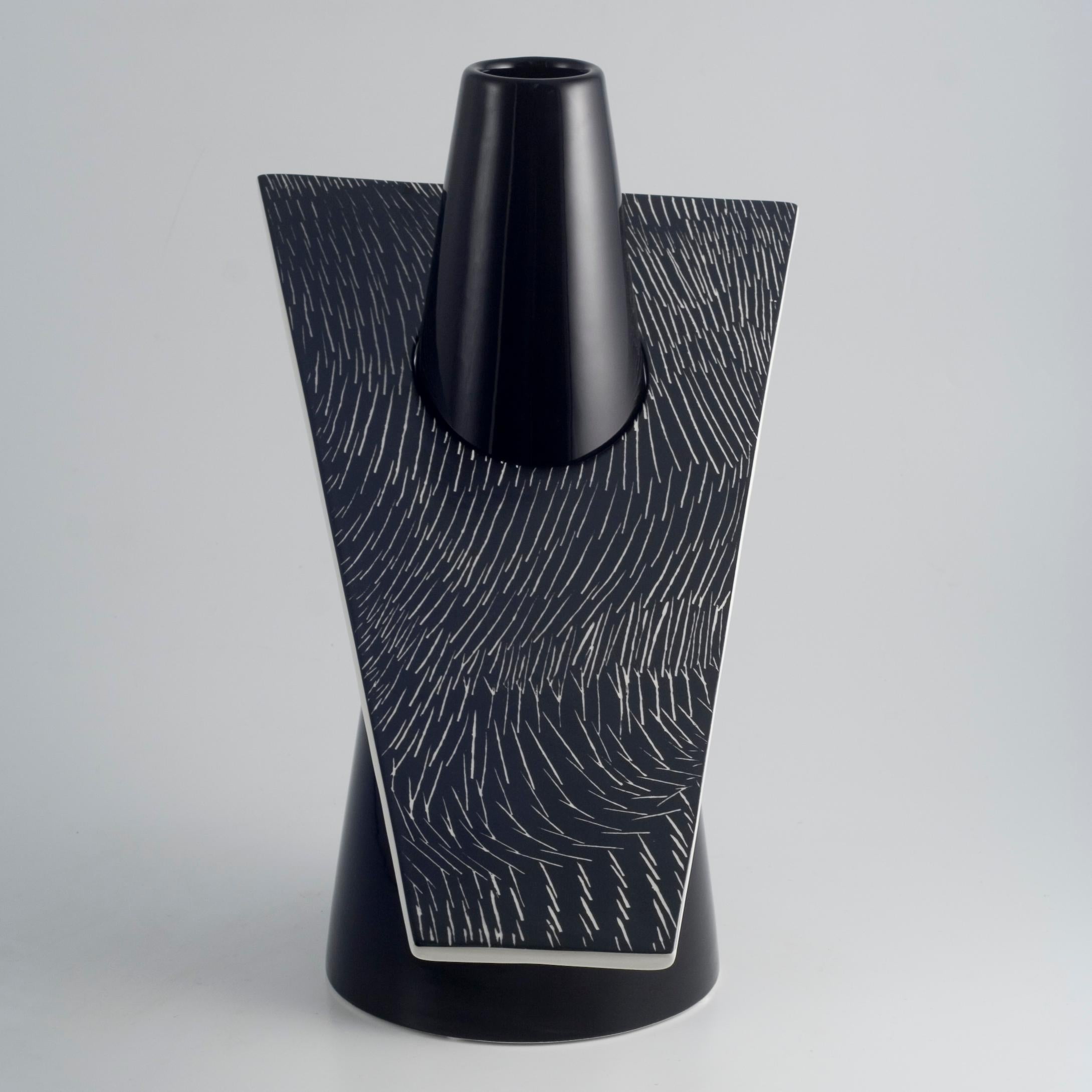 Moderno Vaso in ceramica 4 Mani Collection di Alessandro Mendini per Superego Editions in vendita