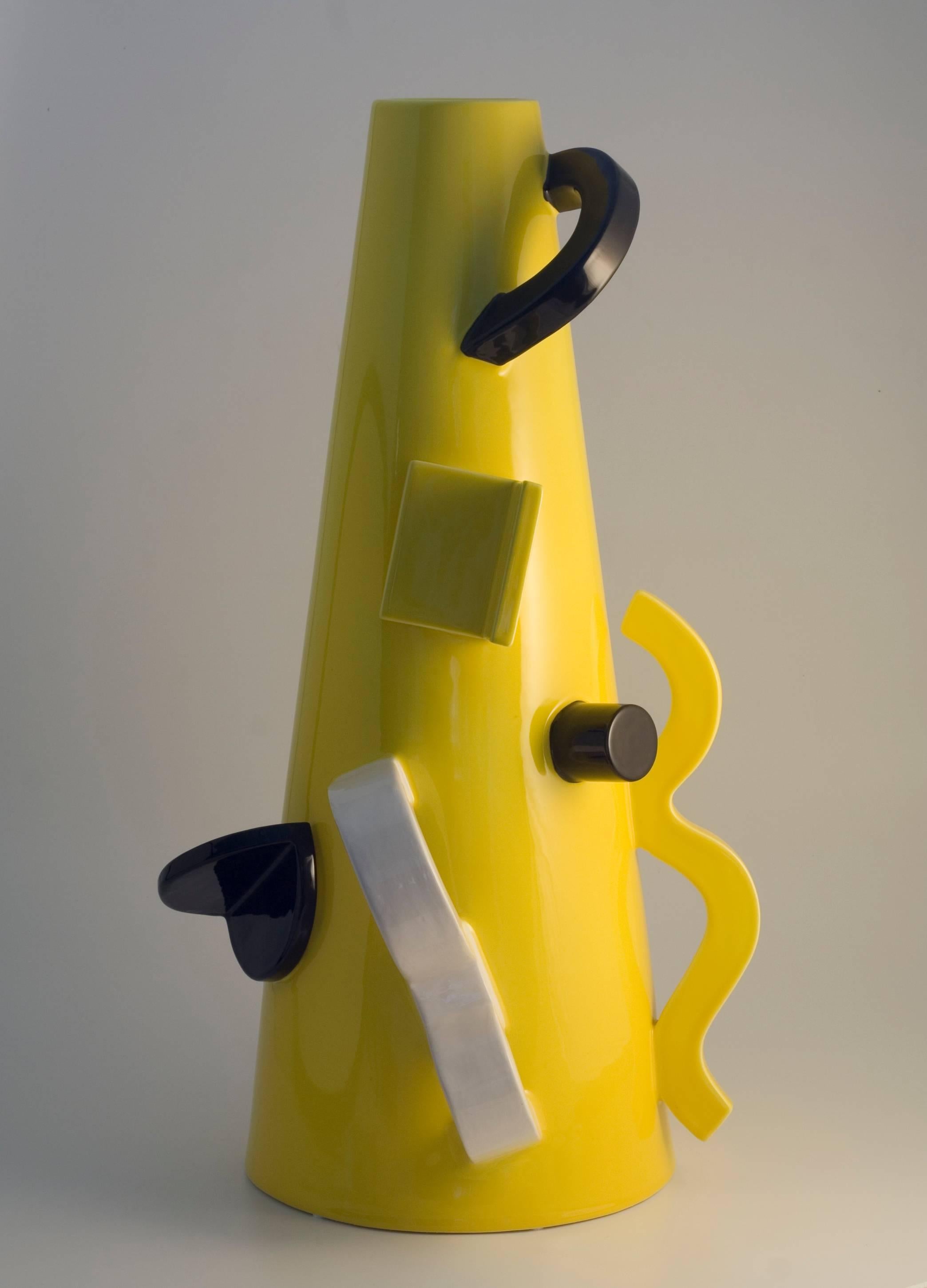 Italiano Vaso in ceramica Modello A ABC Collection di Alessandro Mendini per Superego Editions in vendita