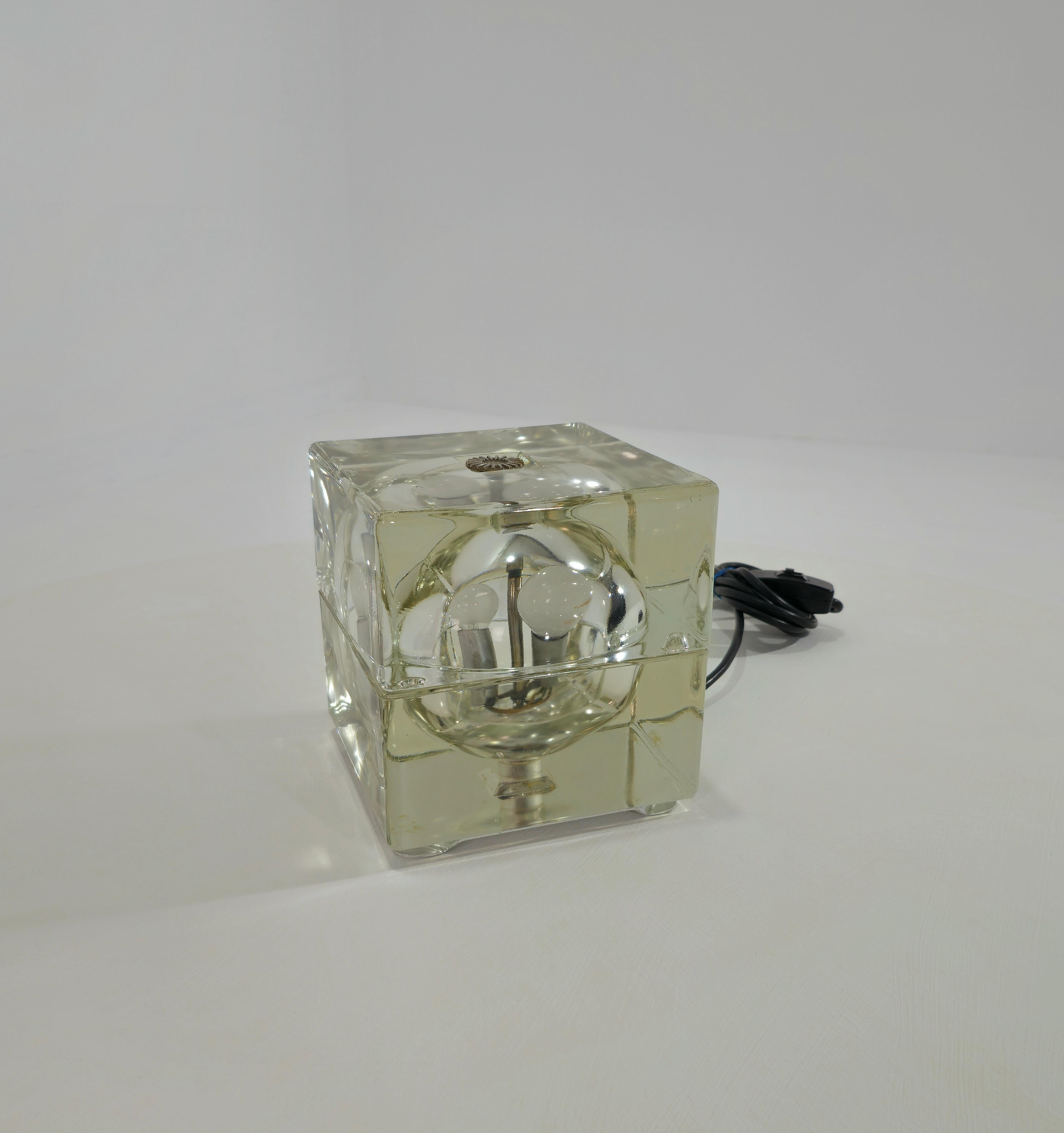 Alessandro Mendini Cubosfera Tischlampe, Design, Italien, 1968er Jahre, Mid-Century im Zustand „Gut“ im Angebot in Palermo, IT