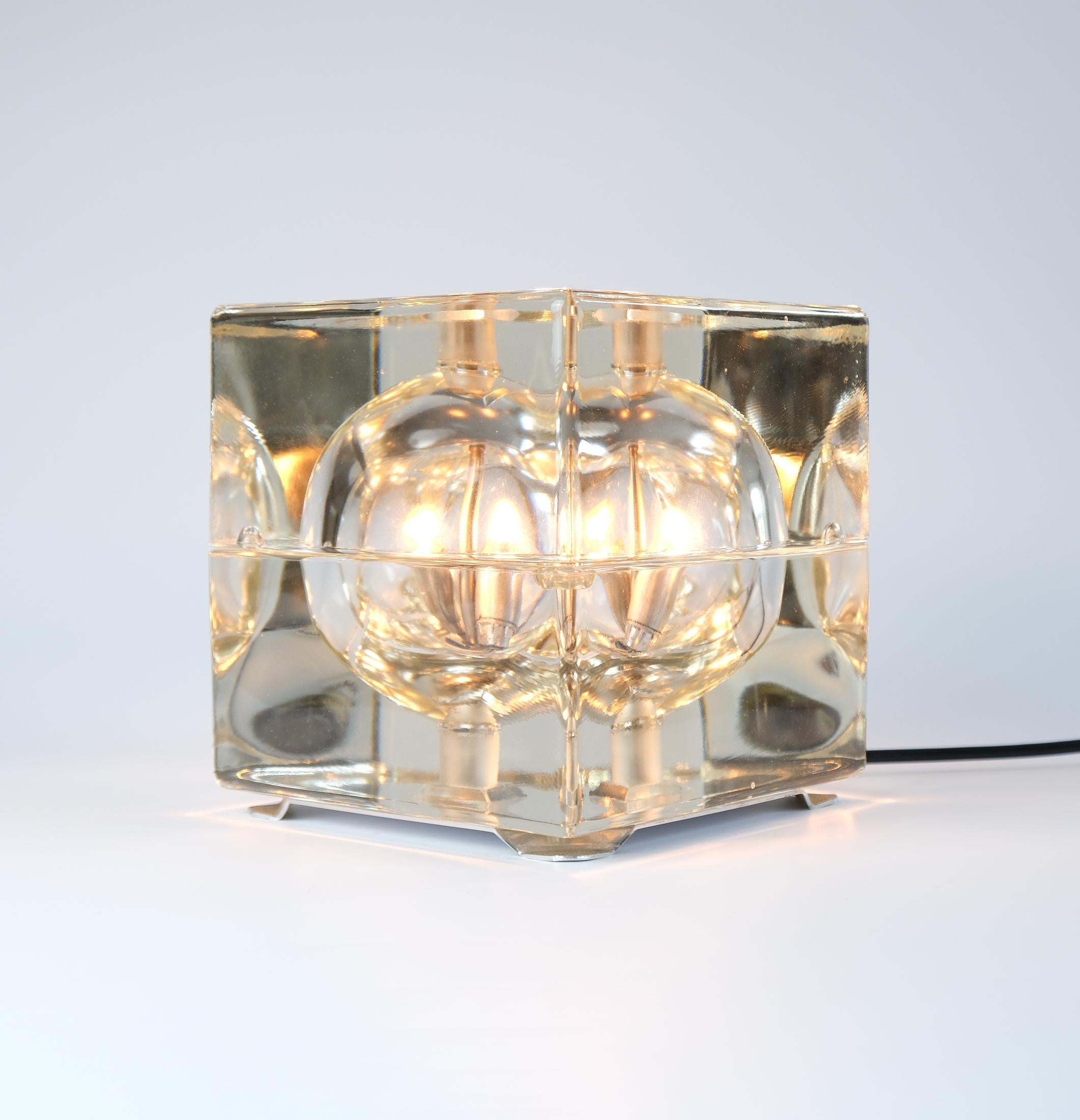 For sale is a spectacular and truly special piece of Italian Mid-Century lighting, the 
