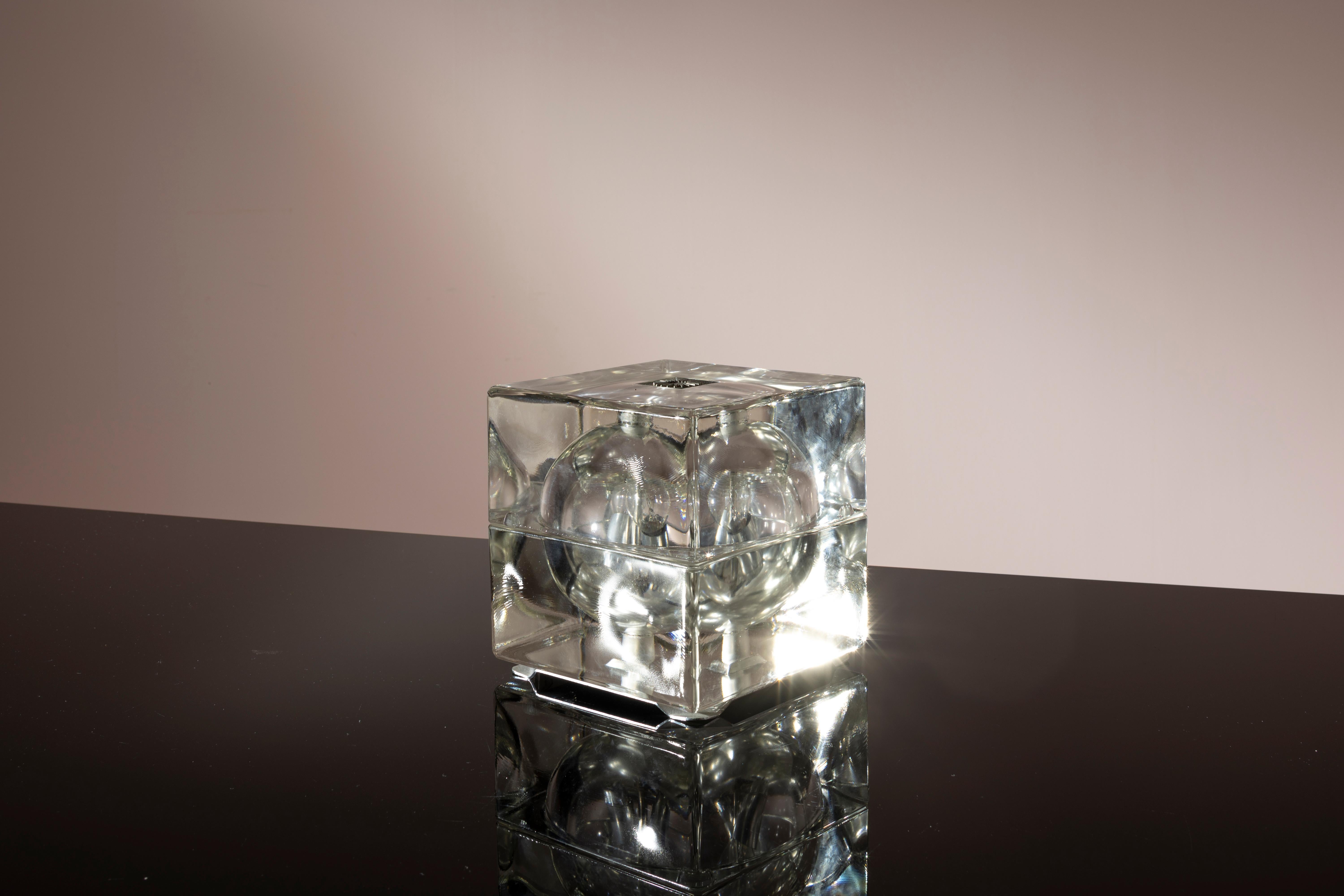 Tischleuchte „Cubosfera“ aus Glas und Metall von Alessandro Mendini von Fidenza Vetraria (Italienisch) im Angebot