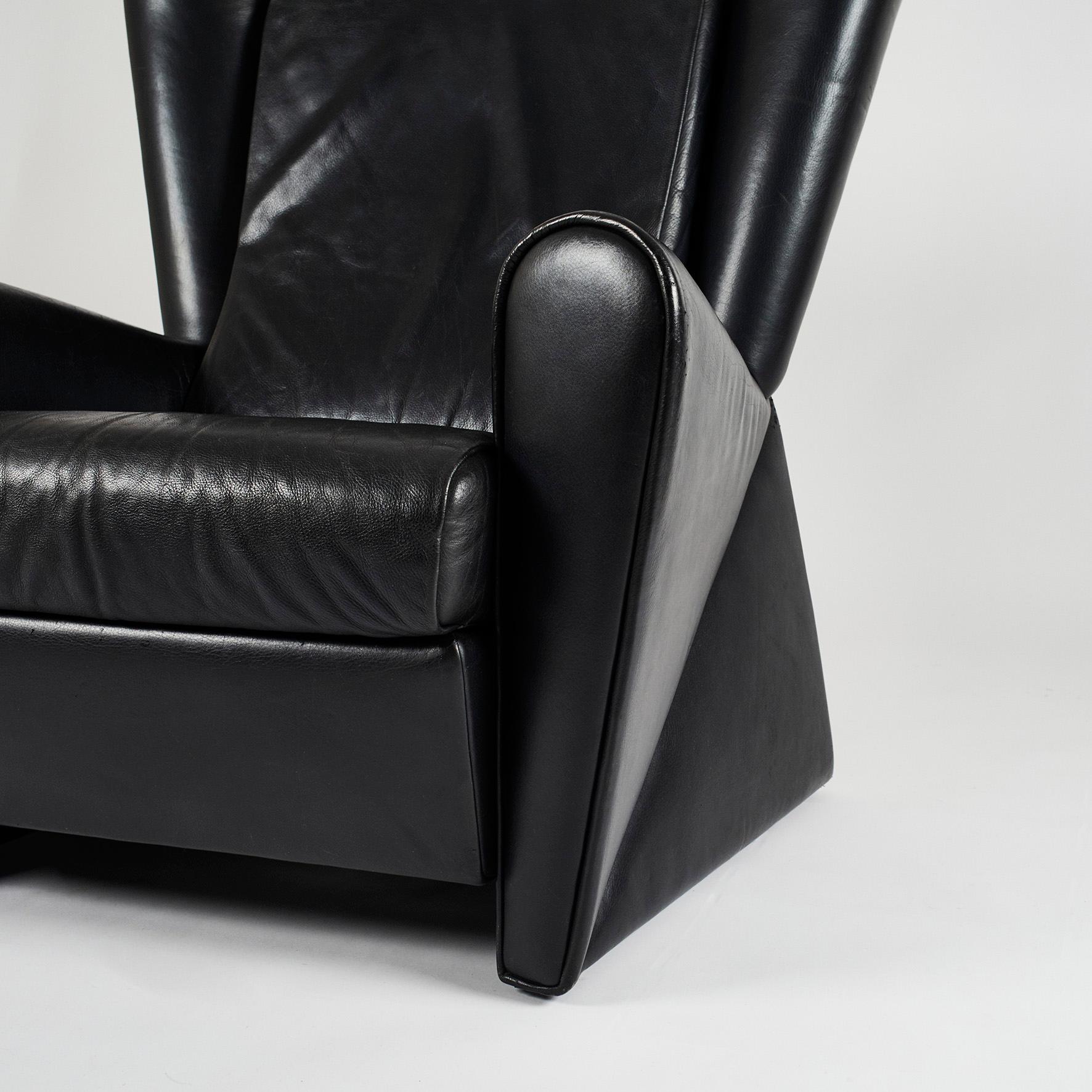 Late 20th Century Alessandro Mendini, San Leonardo black leather armchair for Matteo Grassi, 1986