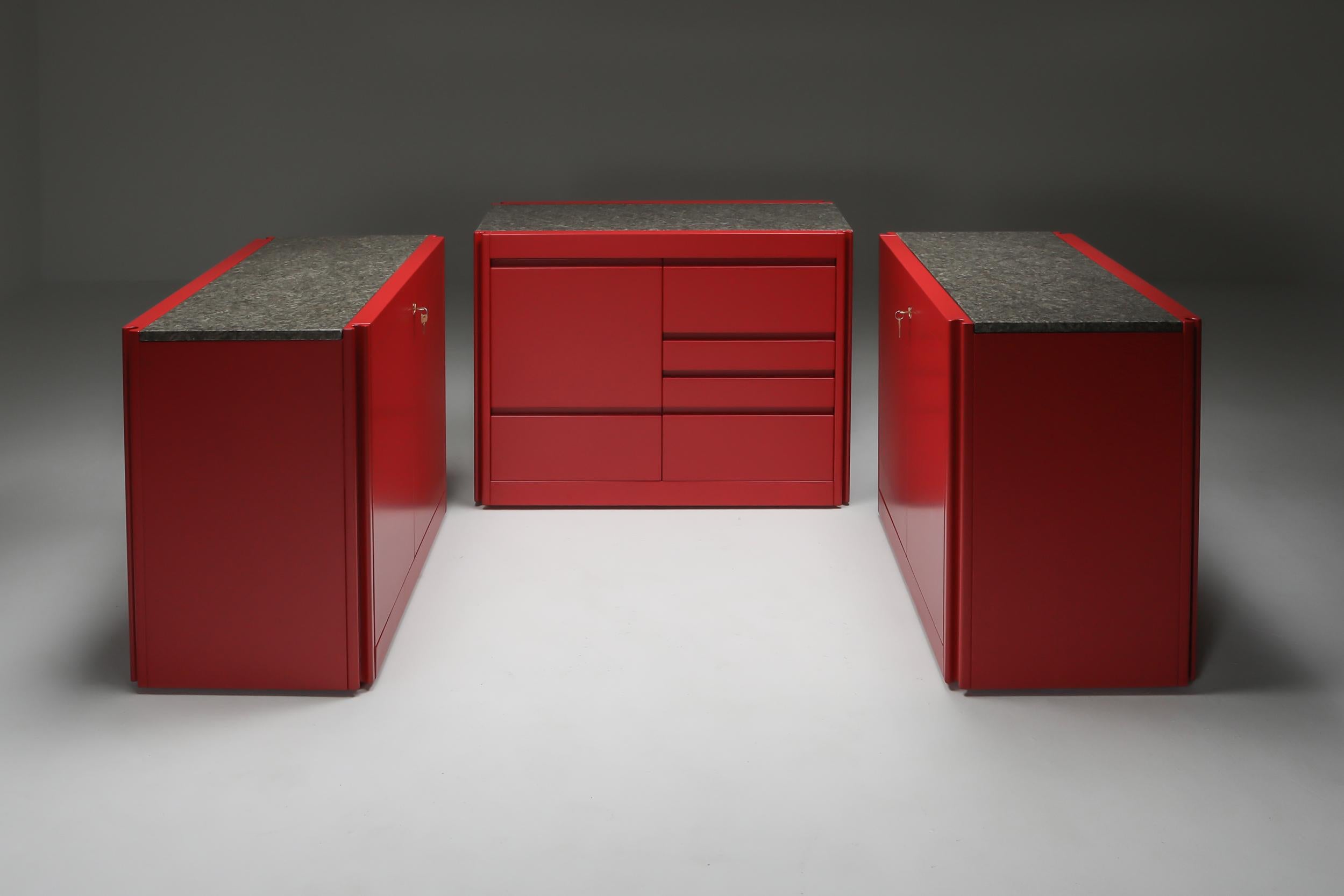 Moderne Enfilade 4D d'Angelo Mangiarotti pour Molteni, bois laqu et granit, 1970 en vente