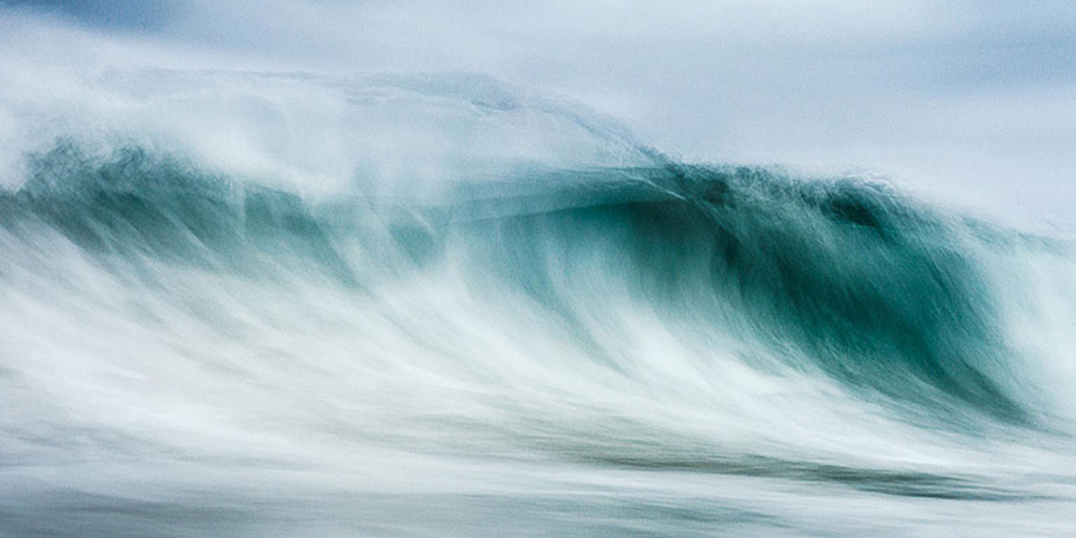 Alessandro Puccinelli Abstract Photograph - In Between #15 - Panoramic Seascape Photography