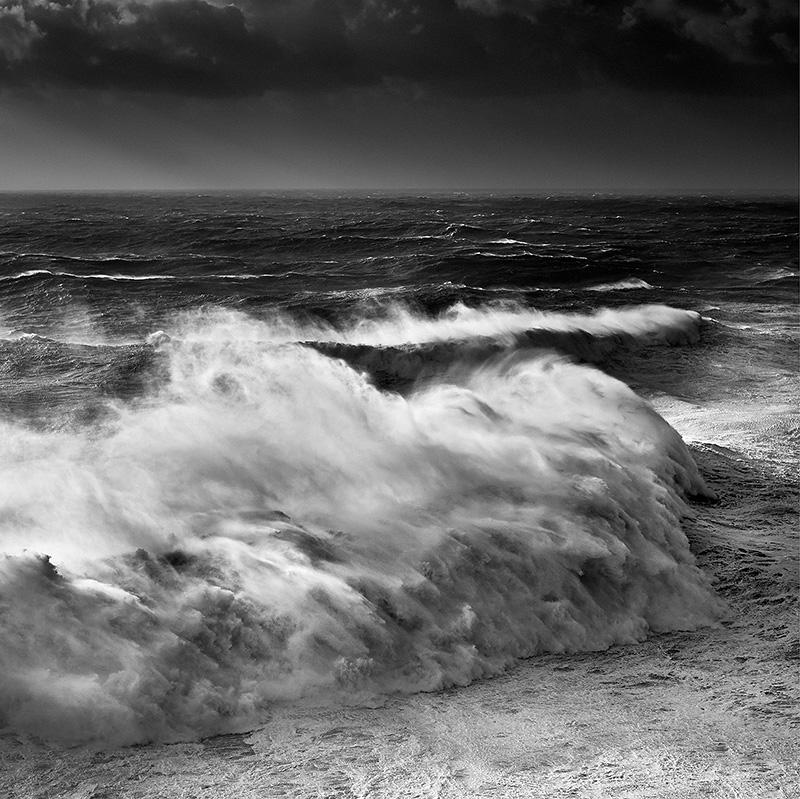 Alessandro Puccinelli Landscape Photograph - Mare #272 Seascape