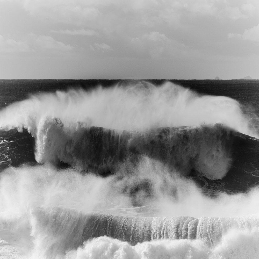 Alessandro Puccinelli Abstract Photograph - Mare #340 Seascape