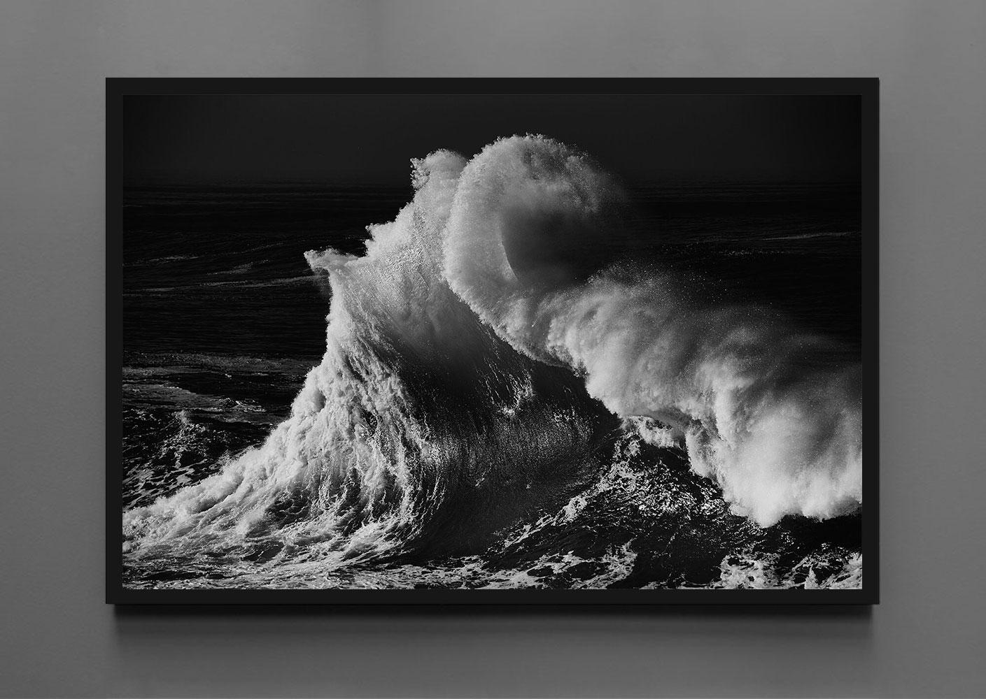 Mare 432 Seascape black and white photograph - Photograph by Alessandro Puccinelli