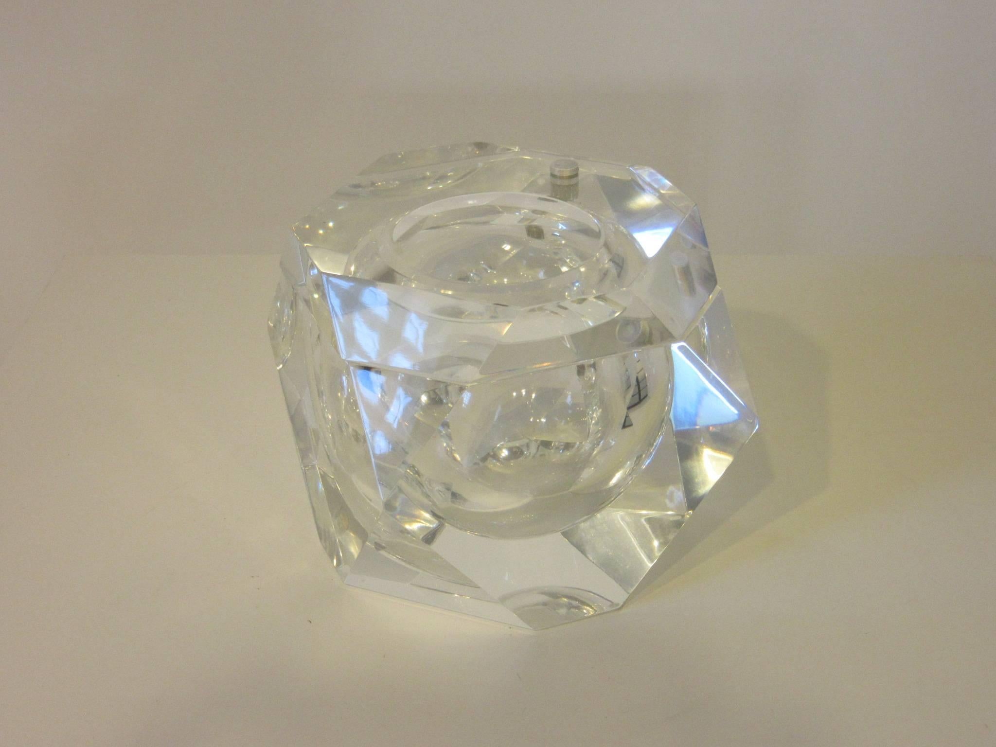Alessendro Albrizzi Faceted Lucite Ice Bucket or Candy Container In Excellent Condition In Cincinnati, OH