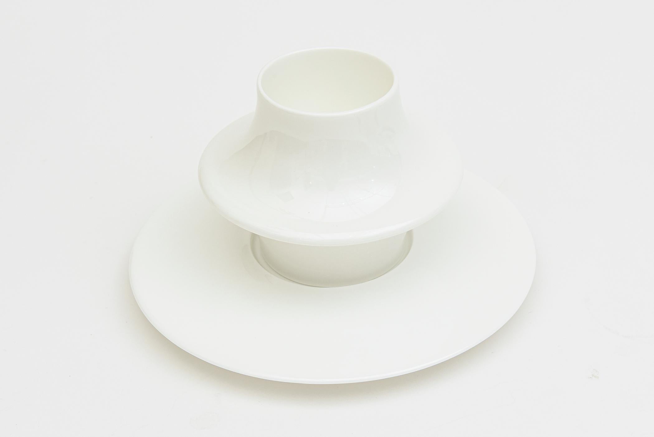 Contemporary  Alessi Bone China Tom Kovac Modernist Sculptural Expresso Cups with Saucers S/7