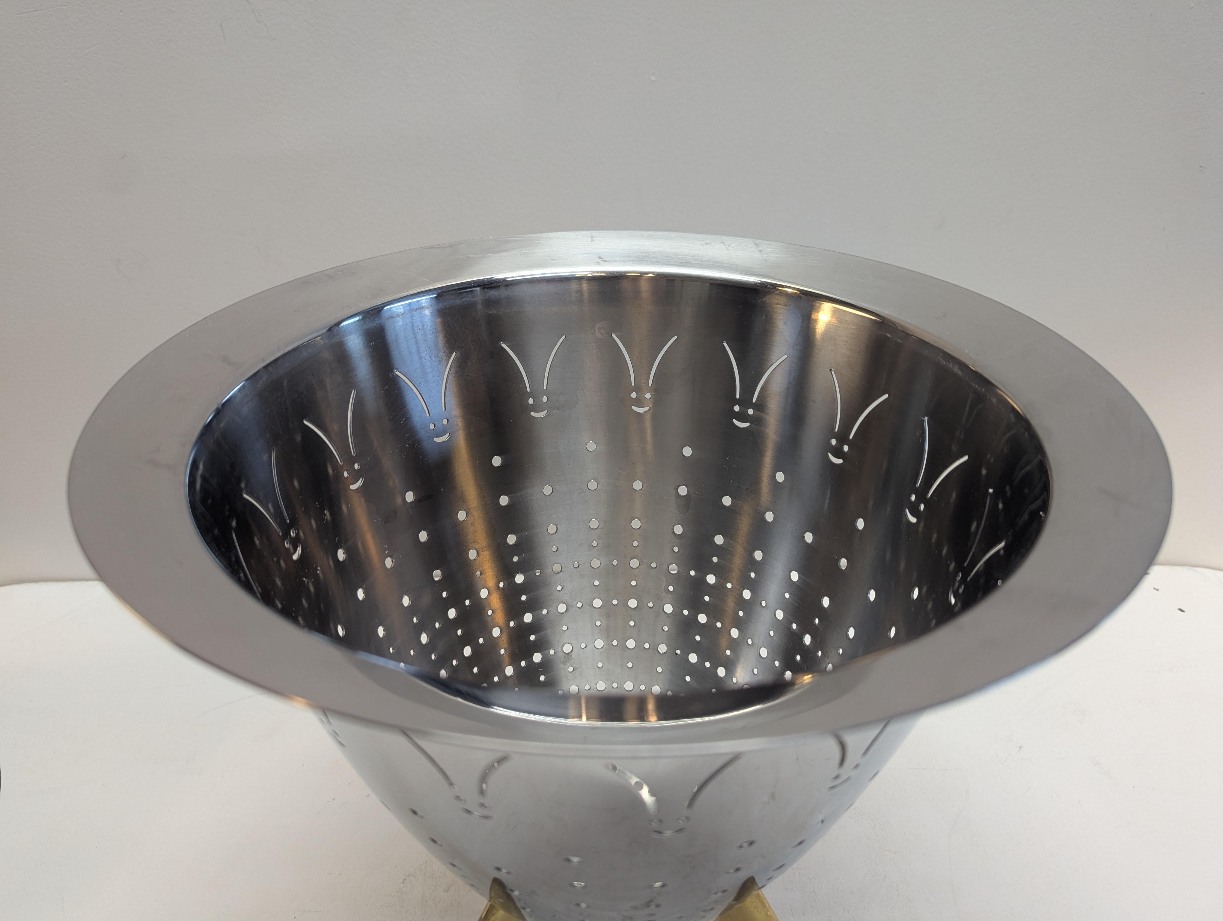 Cubitera Alessi Max Le Chinios diseñada por Phillippe Starck Latón en venta