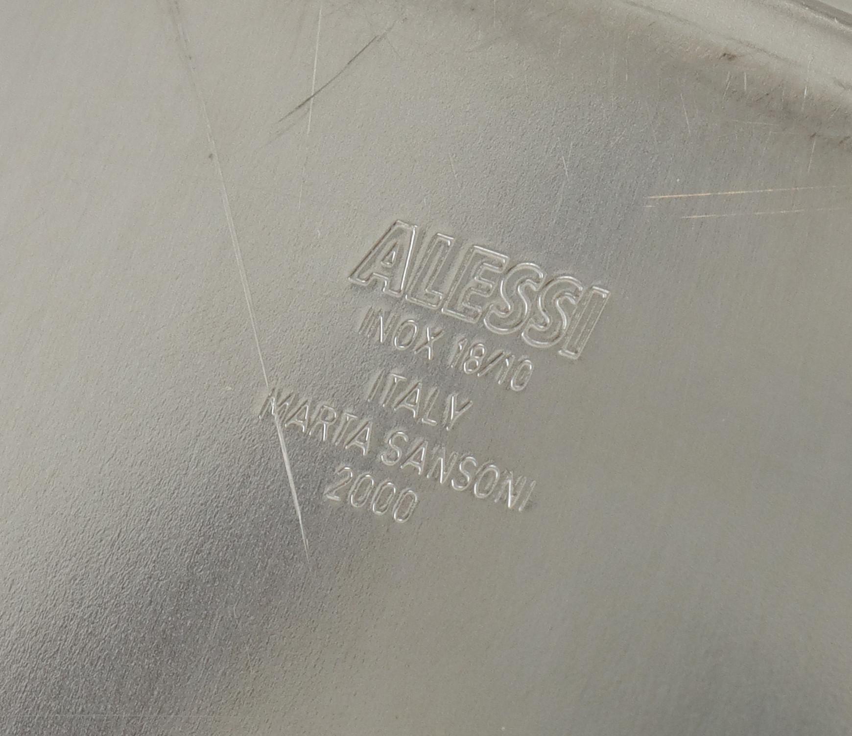 Alessi Plateau rond en acier inoxydable poli Postmoderne en vente 2