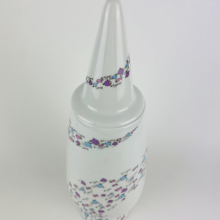Porcelain Alessi Tendentse Vase by Giorgio Rava for A. Mendini 100% Make-Up Series N69 For Sale