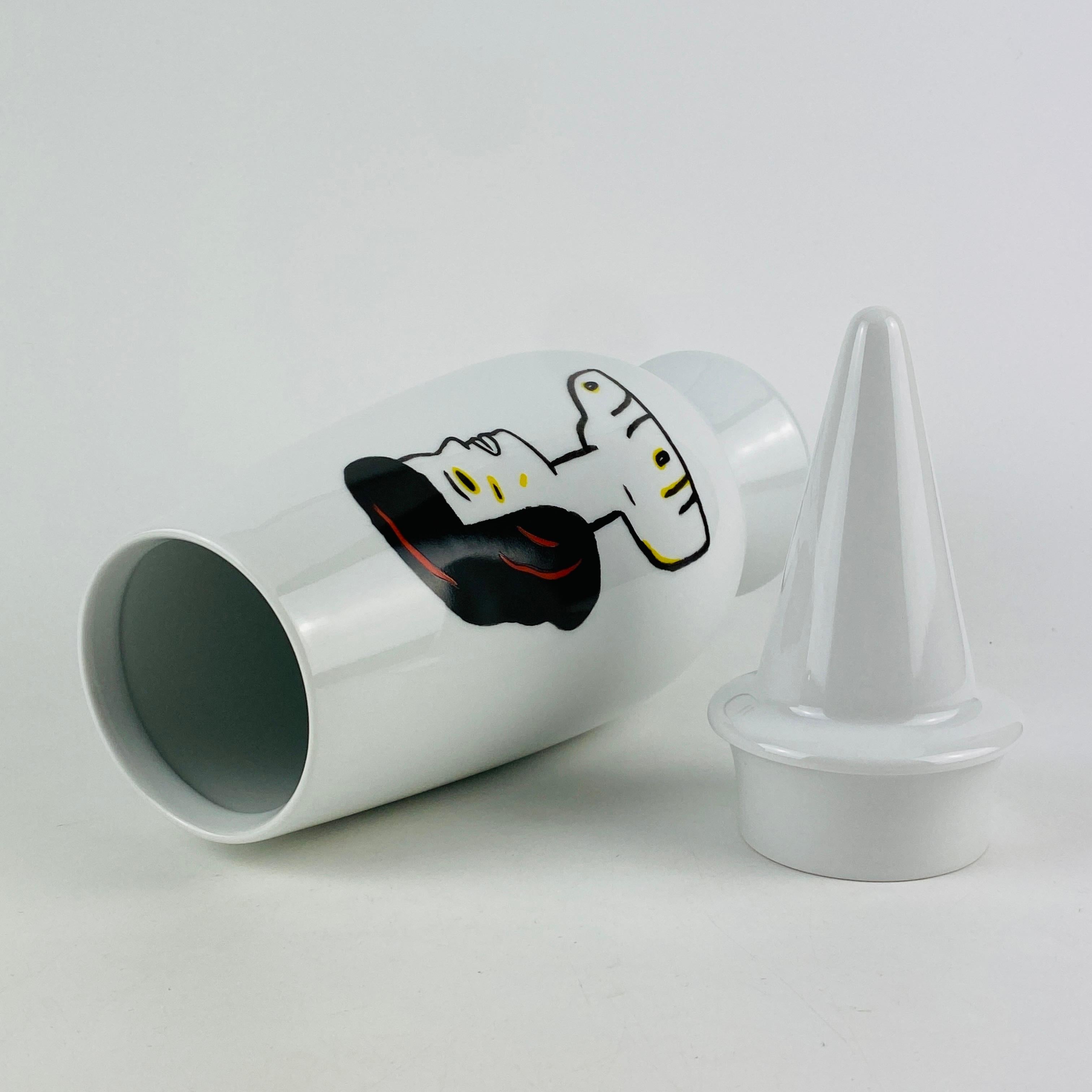 Porcelain Alessi Tendentse Vase by Guillermo Tejeda for A. Mendini 100% Make-Up Series N83 For Sale