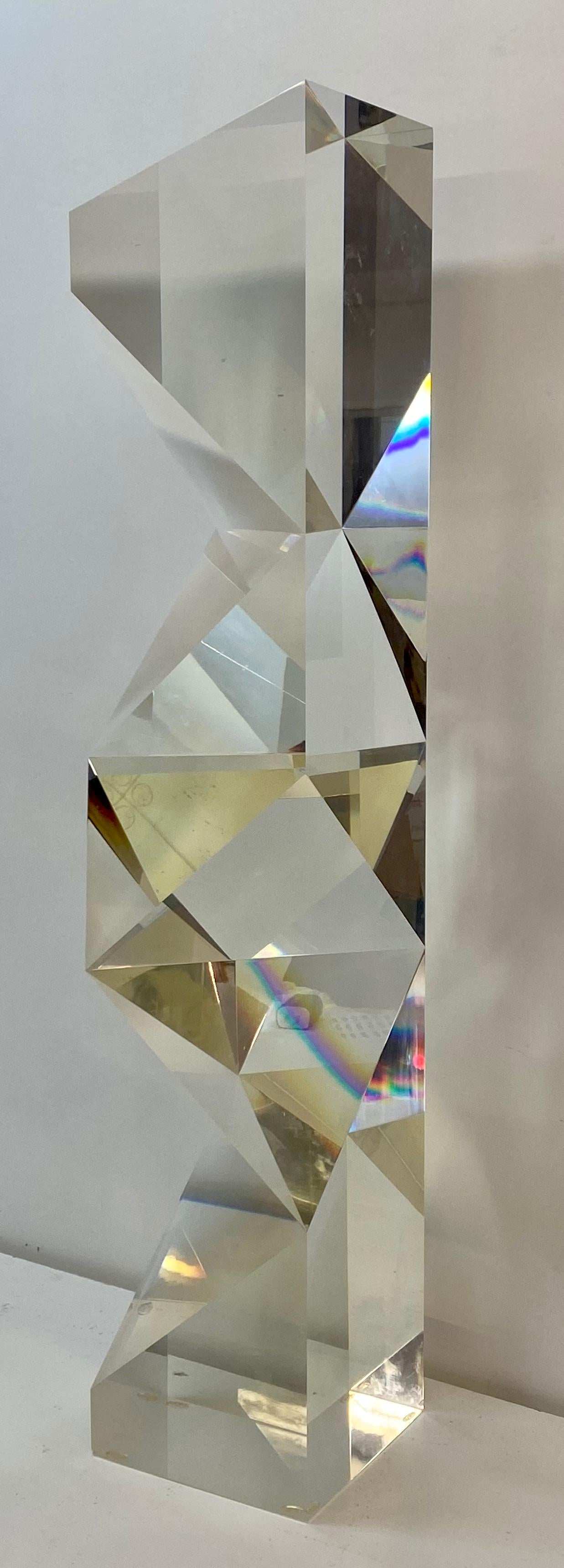 Alessio Tasca Scultura geometrica in lucite di grandi dimensioni C.1970 1